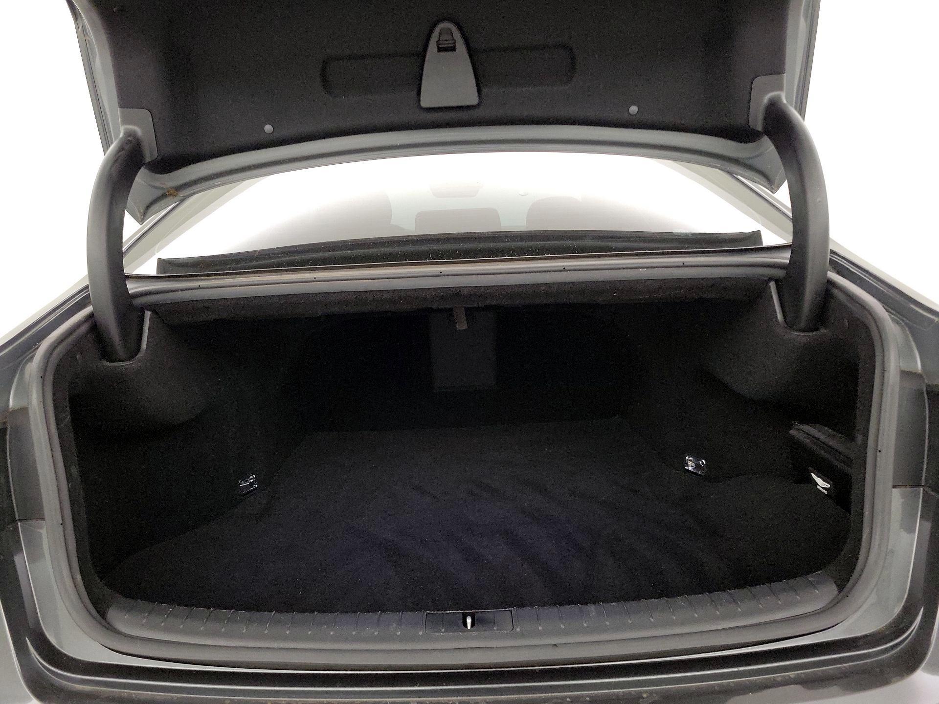 Thumbnail: 2019 Genesis G80 - 20