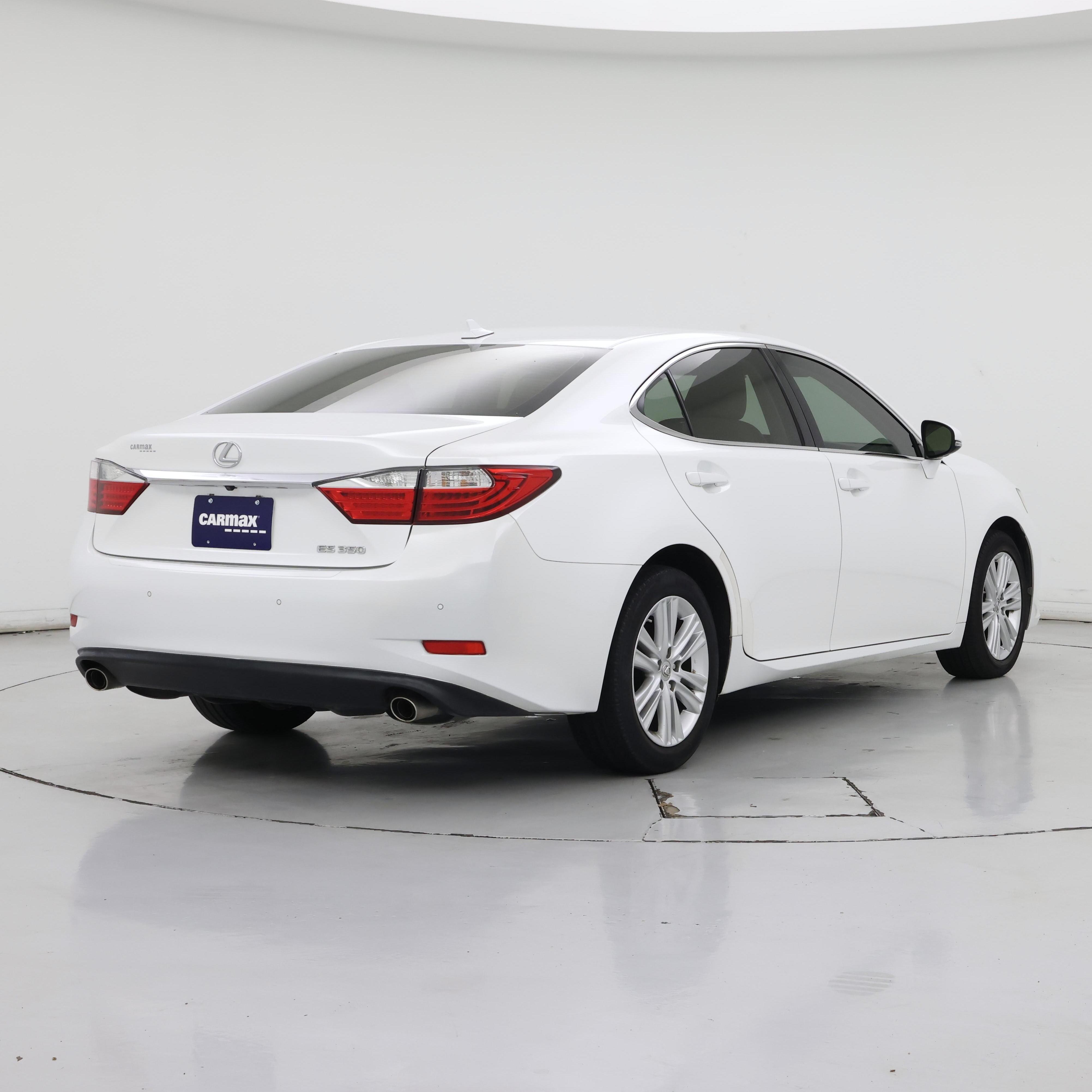 Thumbnail: 2014 Lexus ES - 8