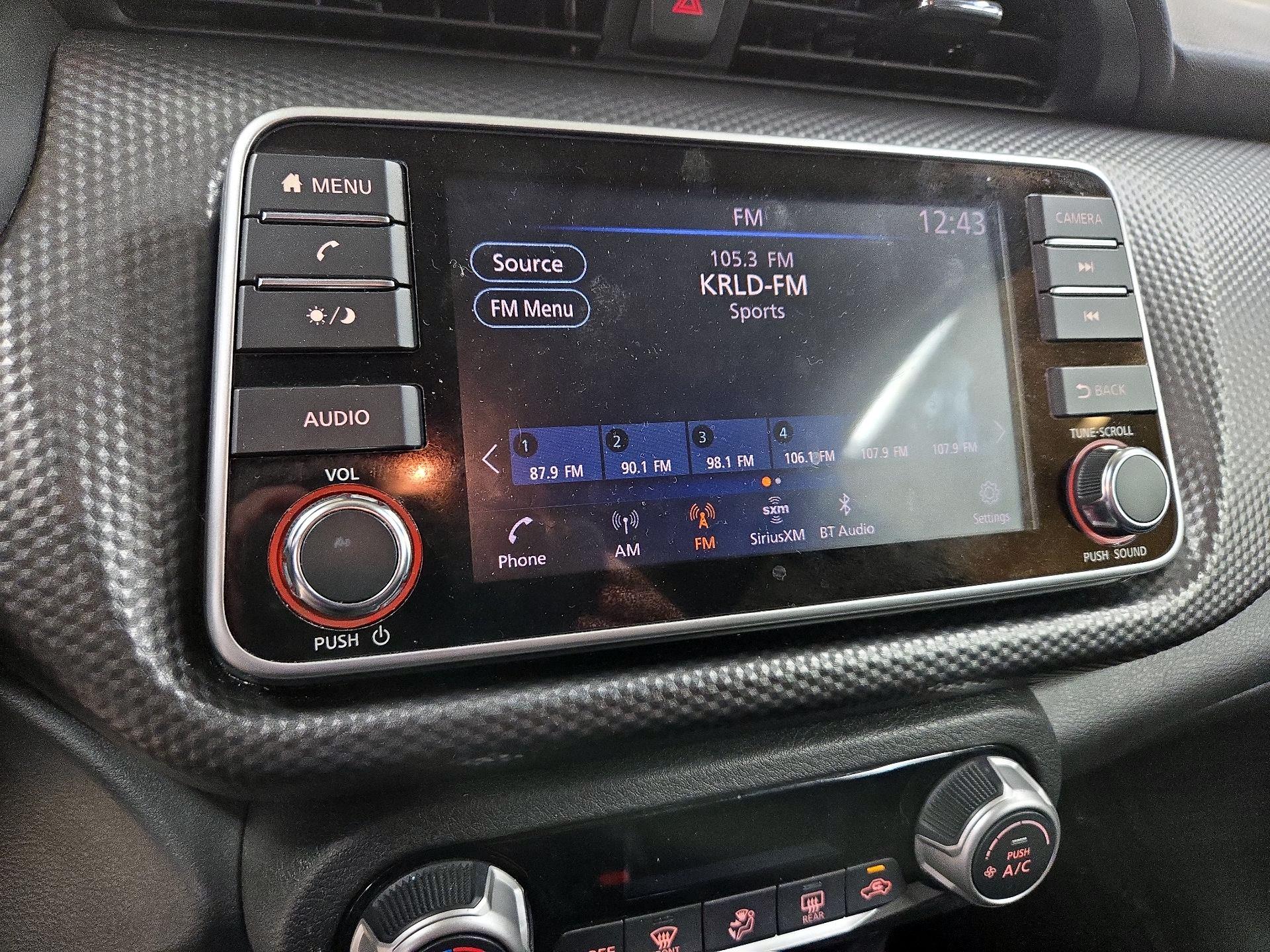 Thumbnail: 2019 Nissan Kicks - 15