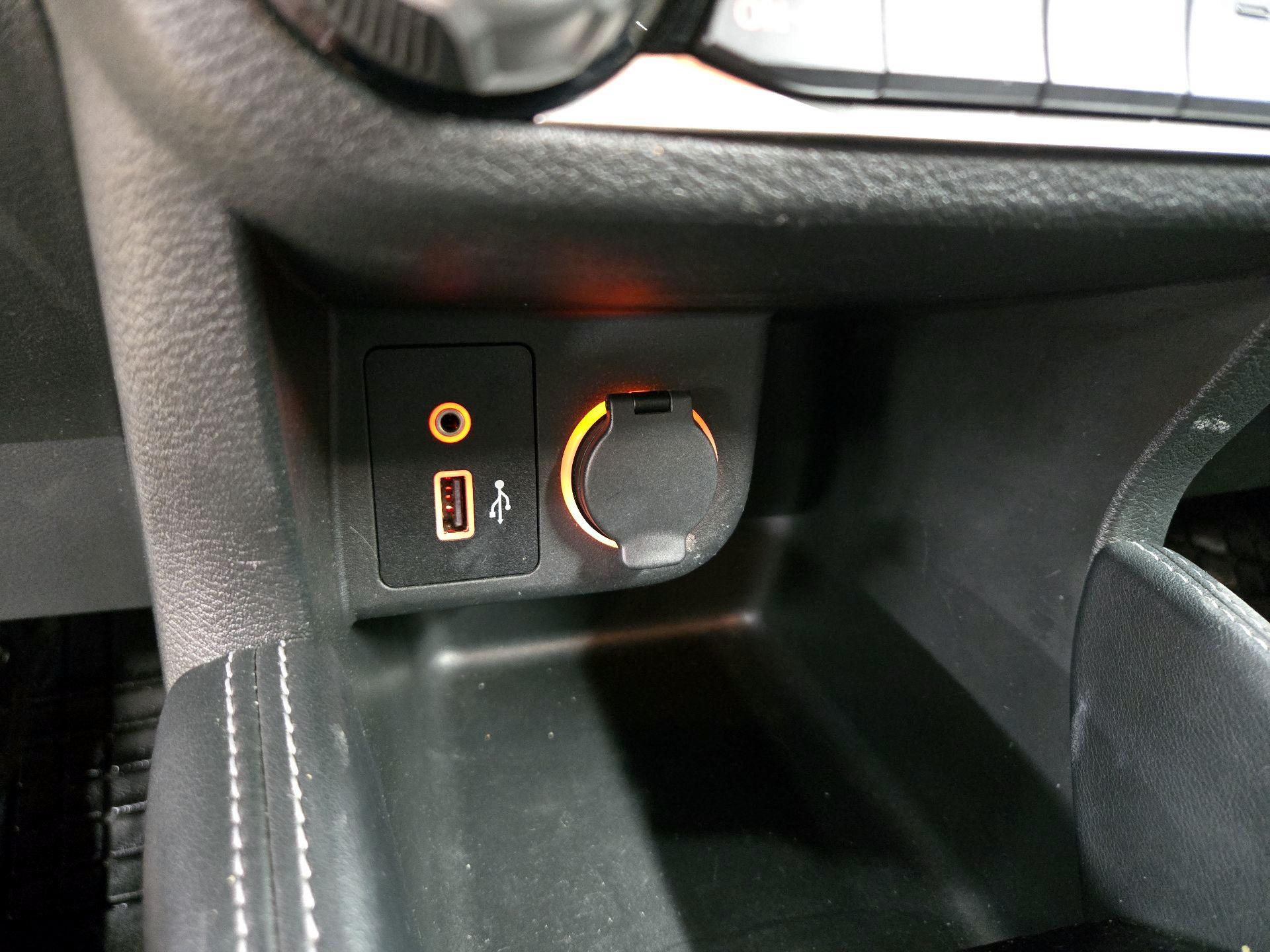 Thumbnail: 2019 Nissan Kicks - 18