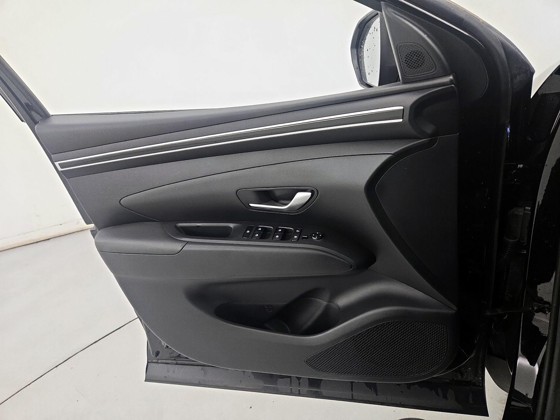 Thumbnail: 2022 Hyundai Santa Cruz - 12