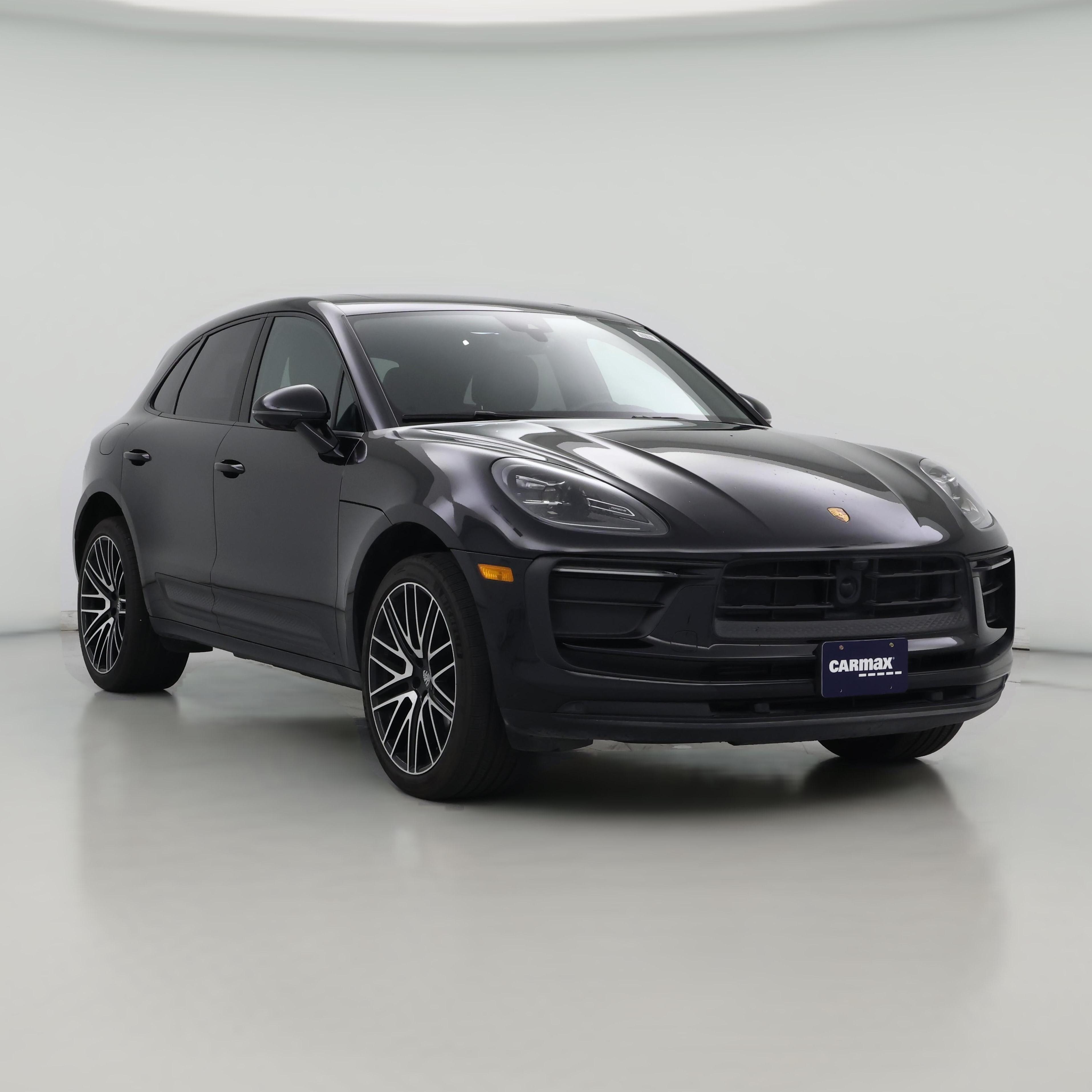 Thumbnail: 2023 Porsche Macan - 1