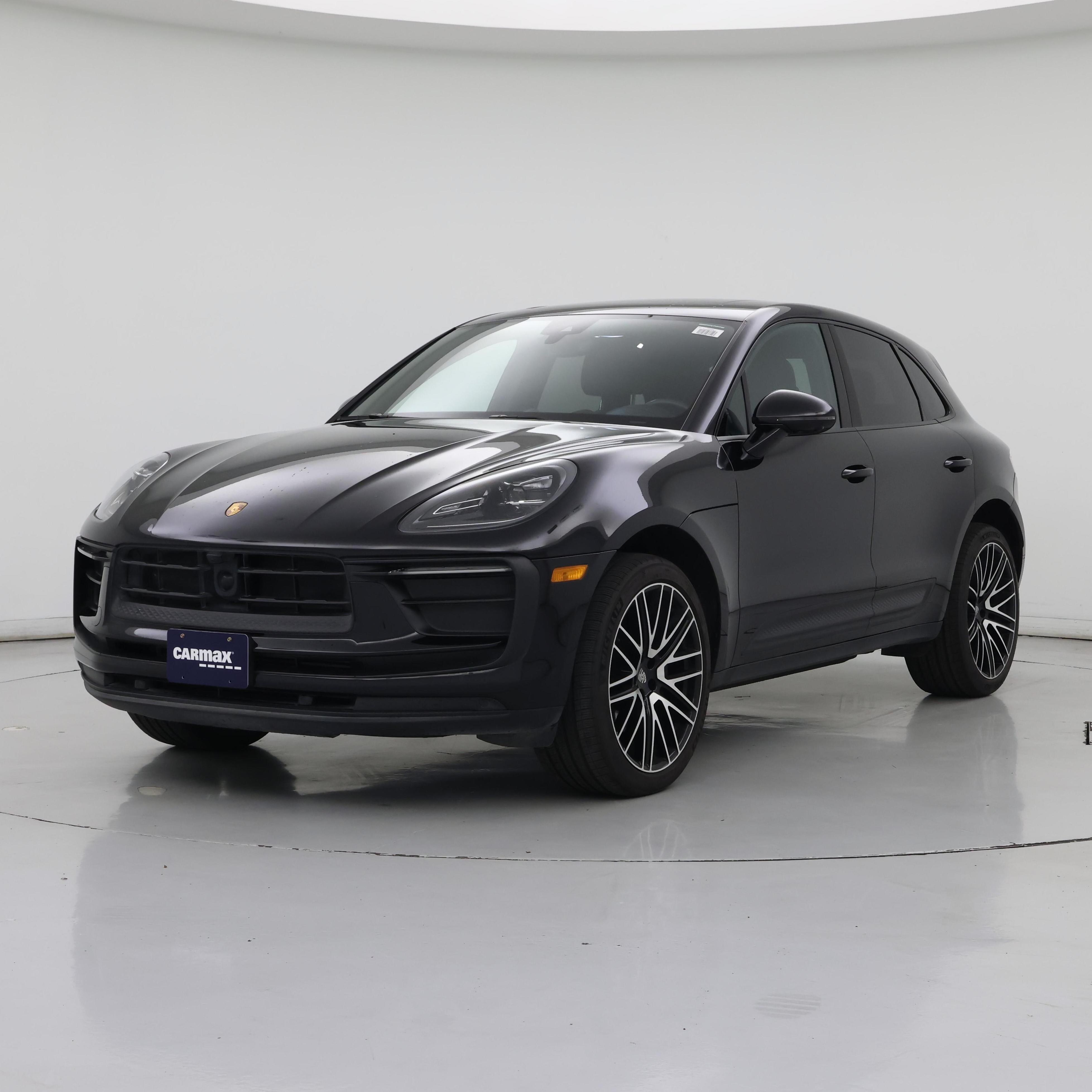 Thumbnail: 2023 Porsche Macan - 4