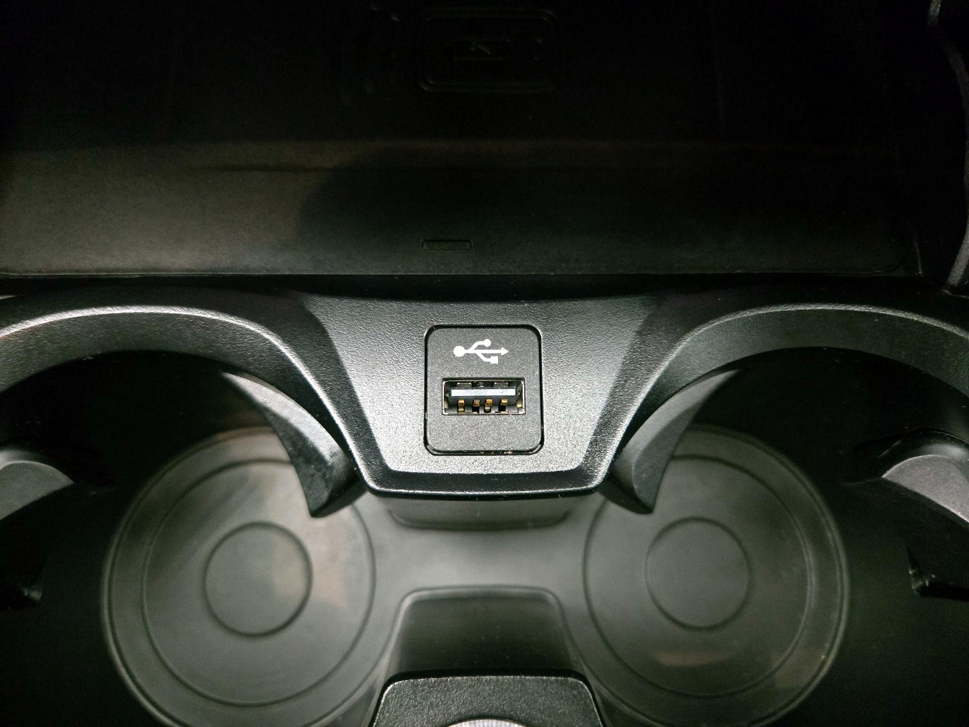 Thumbnail: 2024 BMW M2 - 19