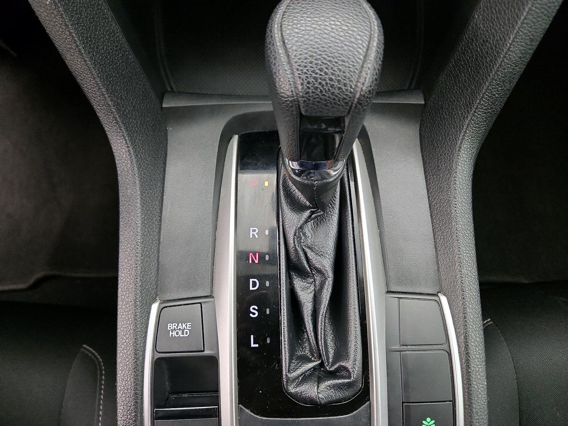 Thumbnail: 2017 Honda Civic - 17