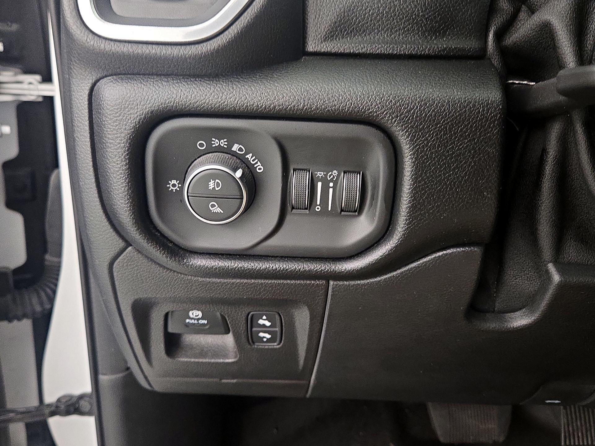 Thumbnail: 2022 RAM 1500 - 13