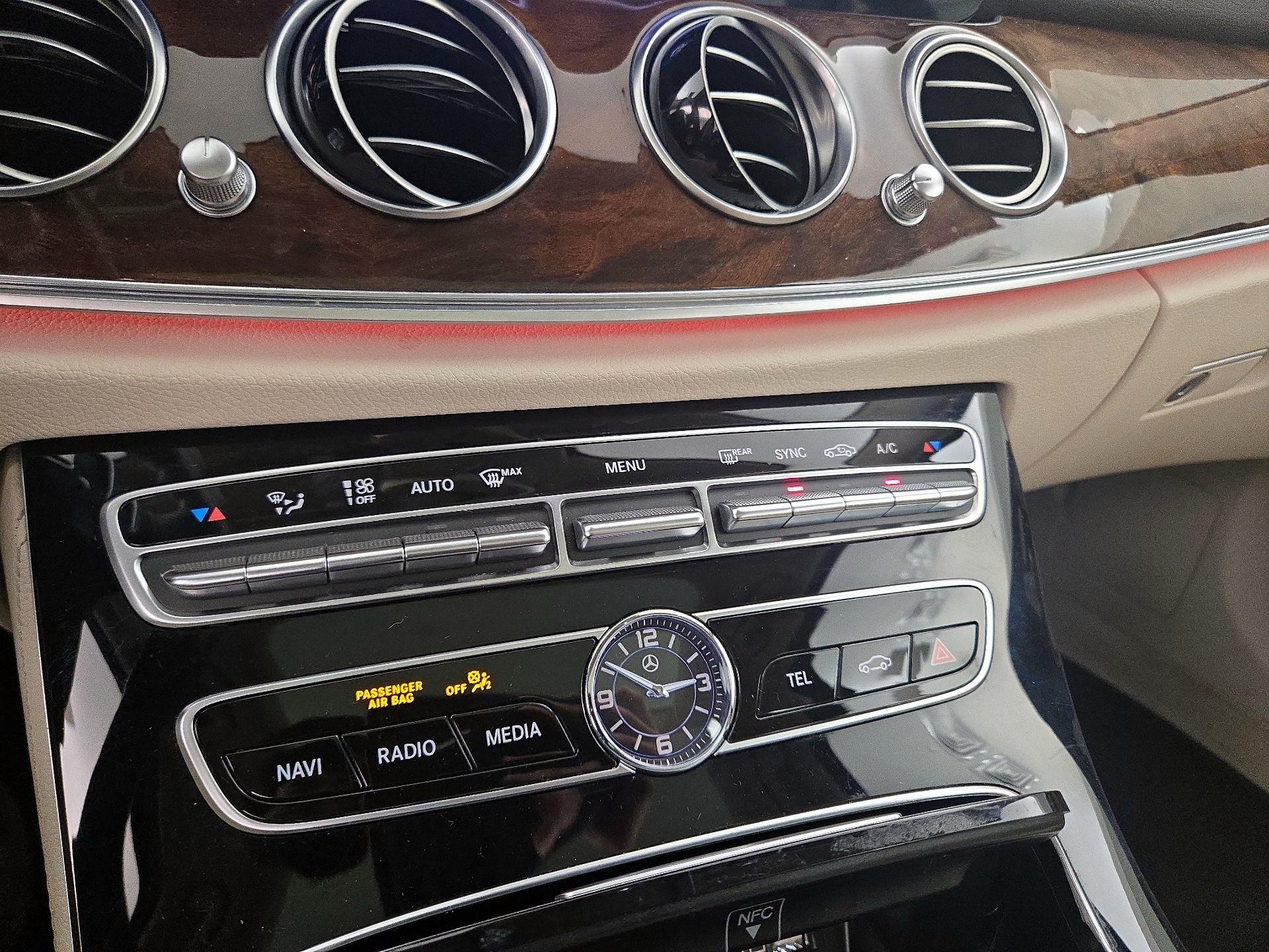 Thumbnail: 2018 Mercedes-Benz E-Class - 17