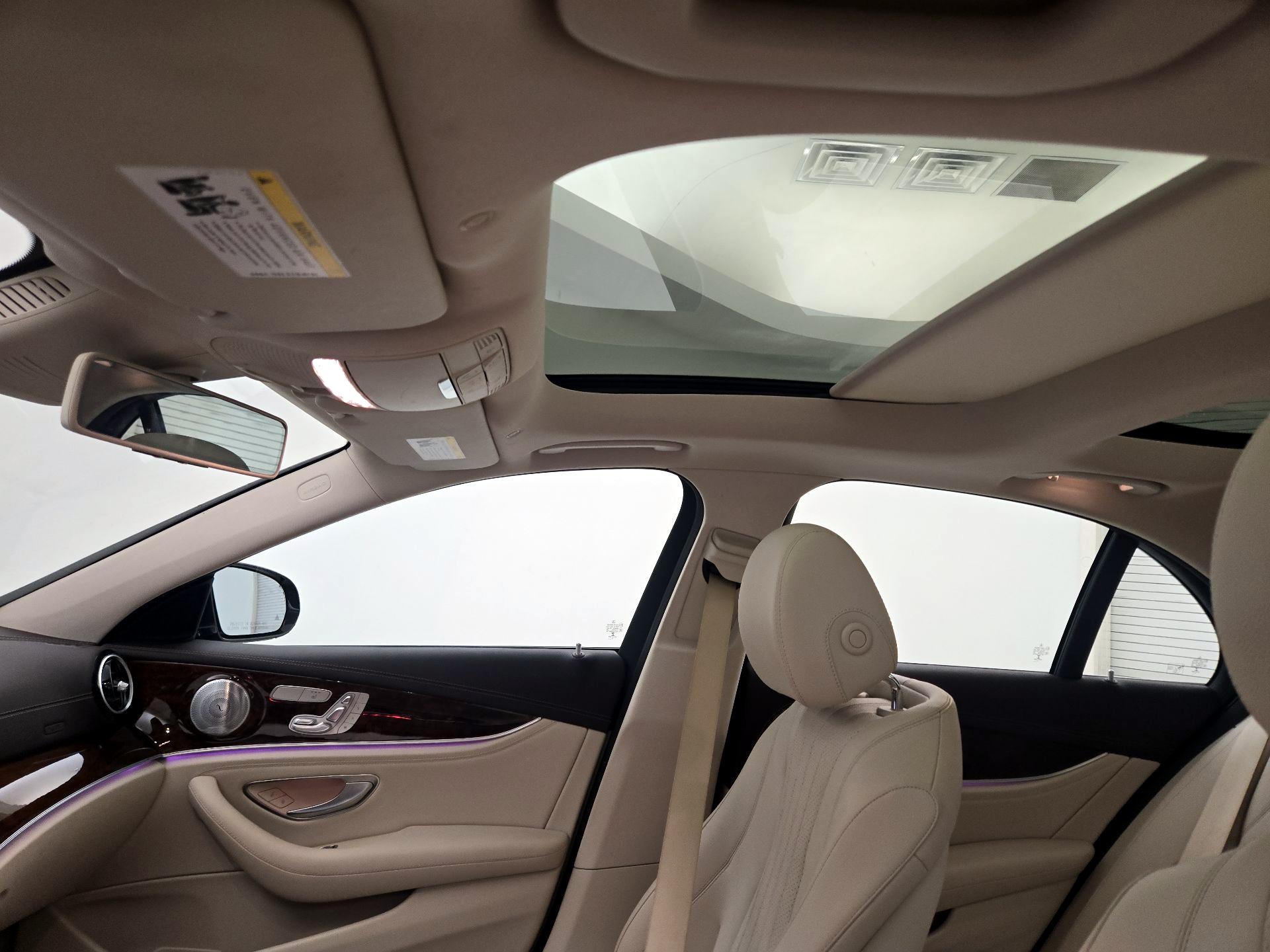 Thumbnail: 2018 Mercedes-Benz E-Class - 20