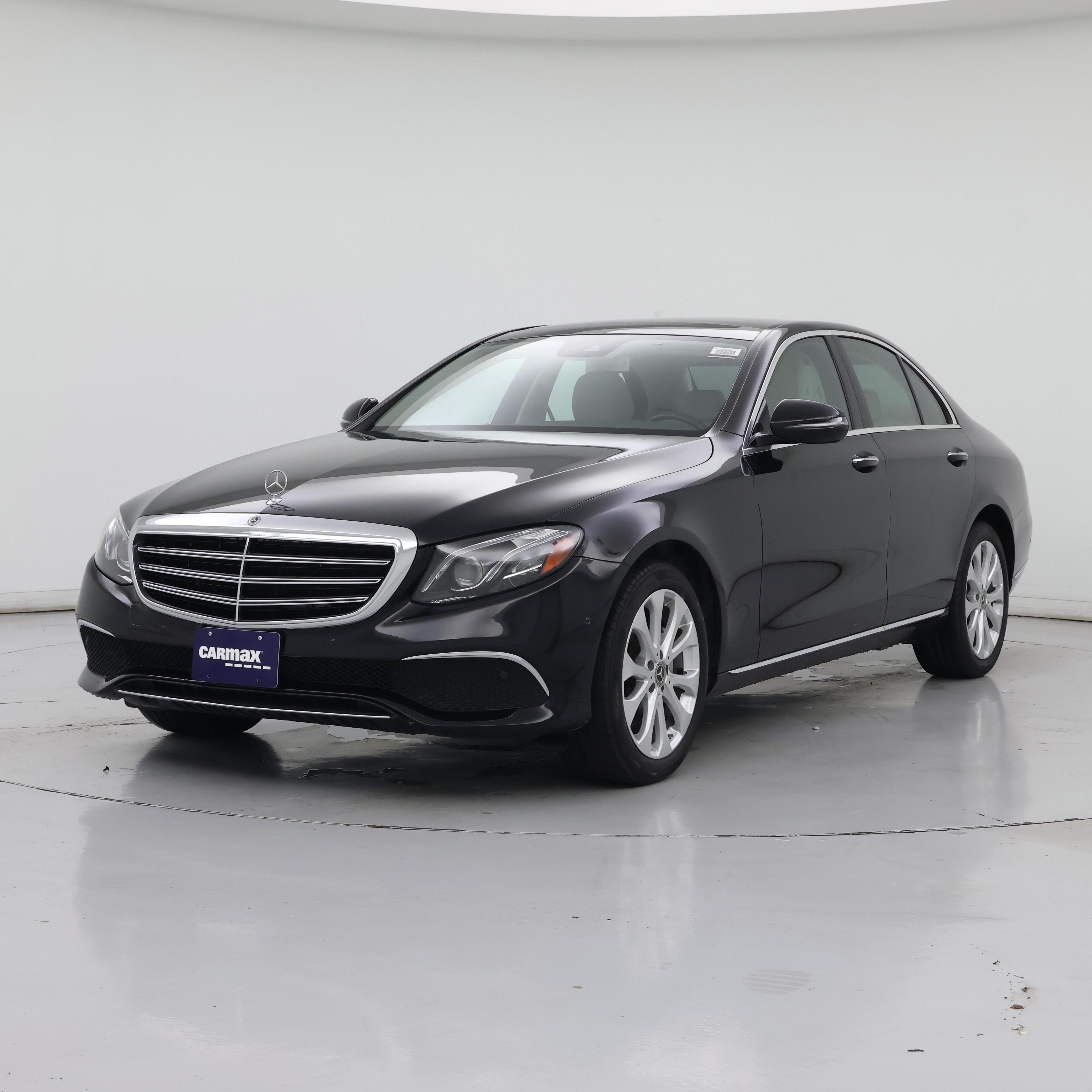 Thumbnail: 2018 Mercedes-Benz E-Class - 4