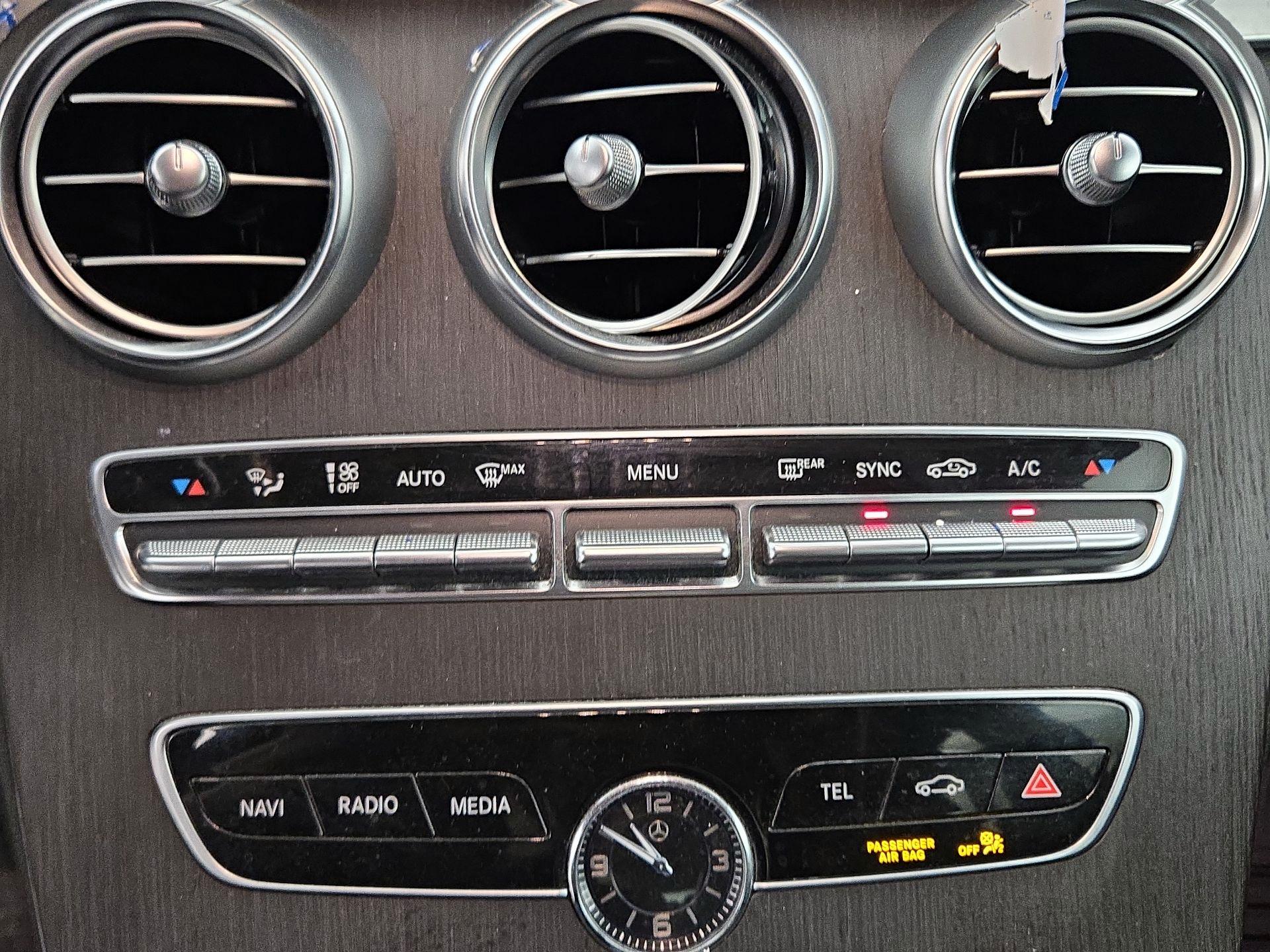 Thumbnail: 2022 Mercedes-Benz C-Class - 16