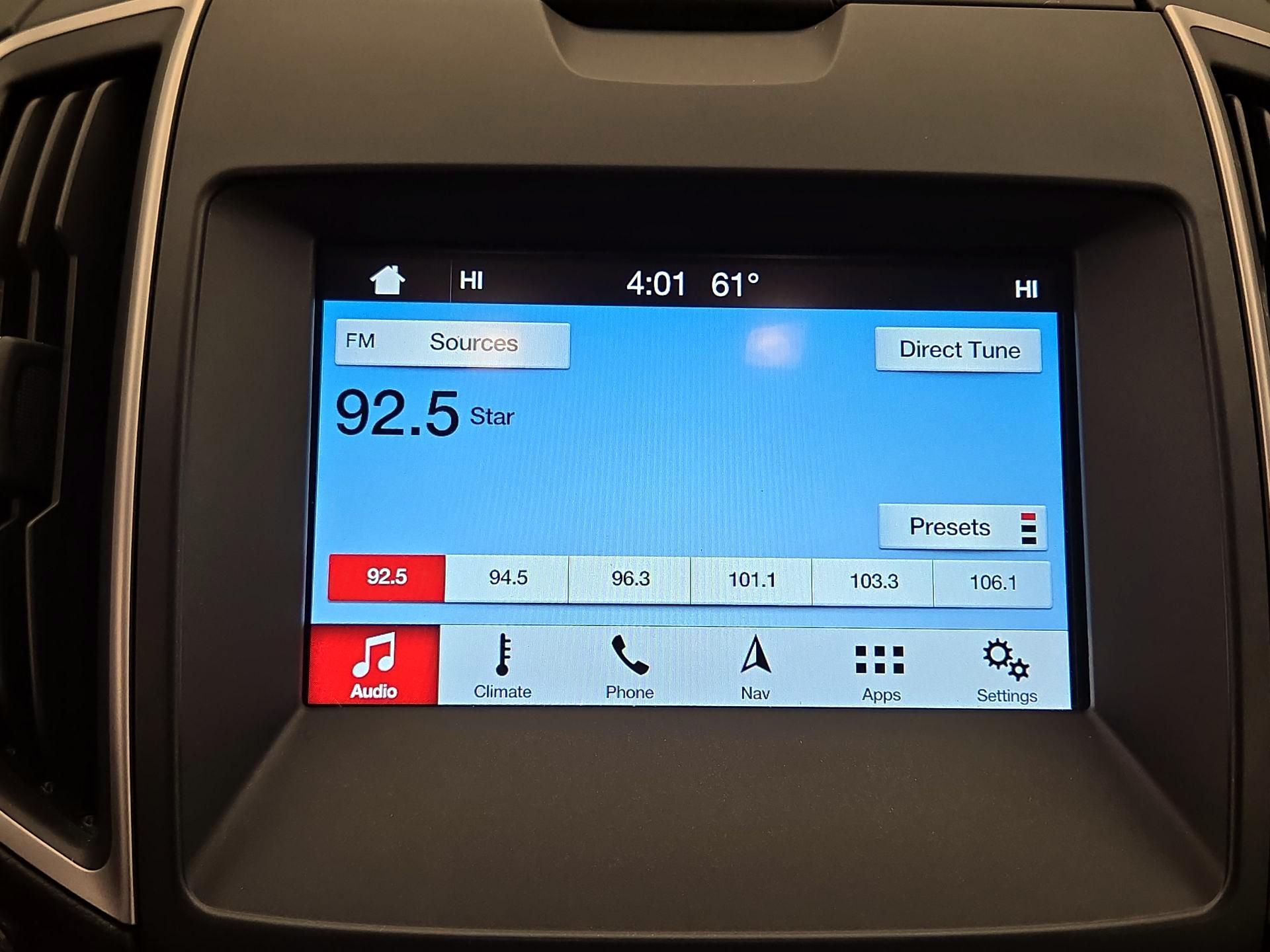 Thumbnail: 2018 Ford Edge - 16