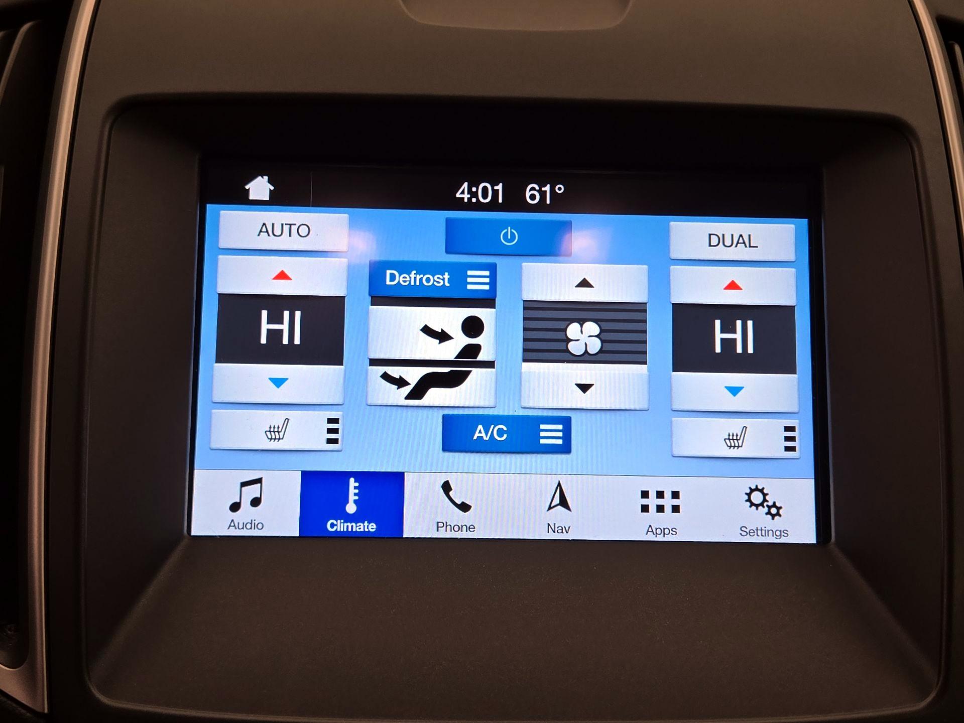 Thumbnail: 2018 Ford Edge - 17