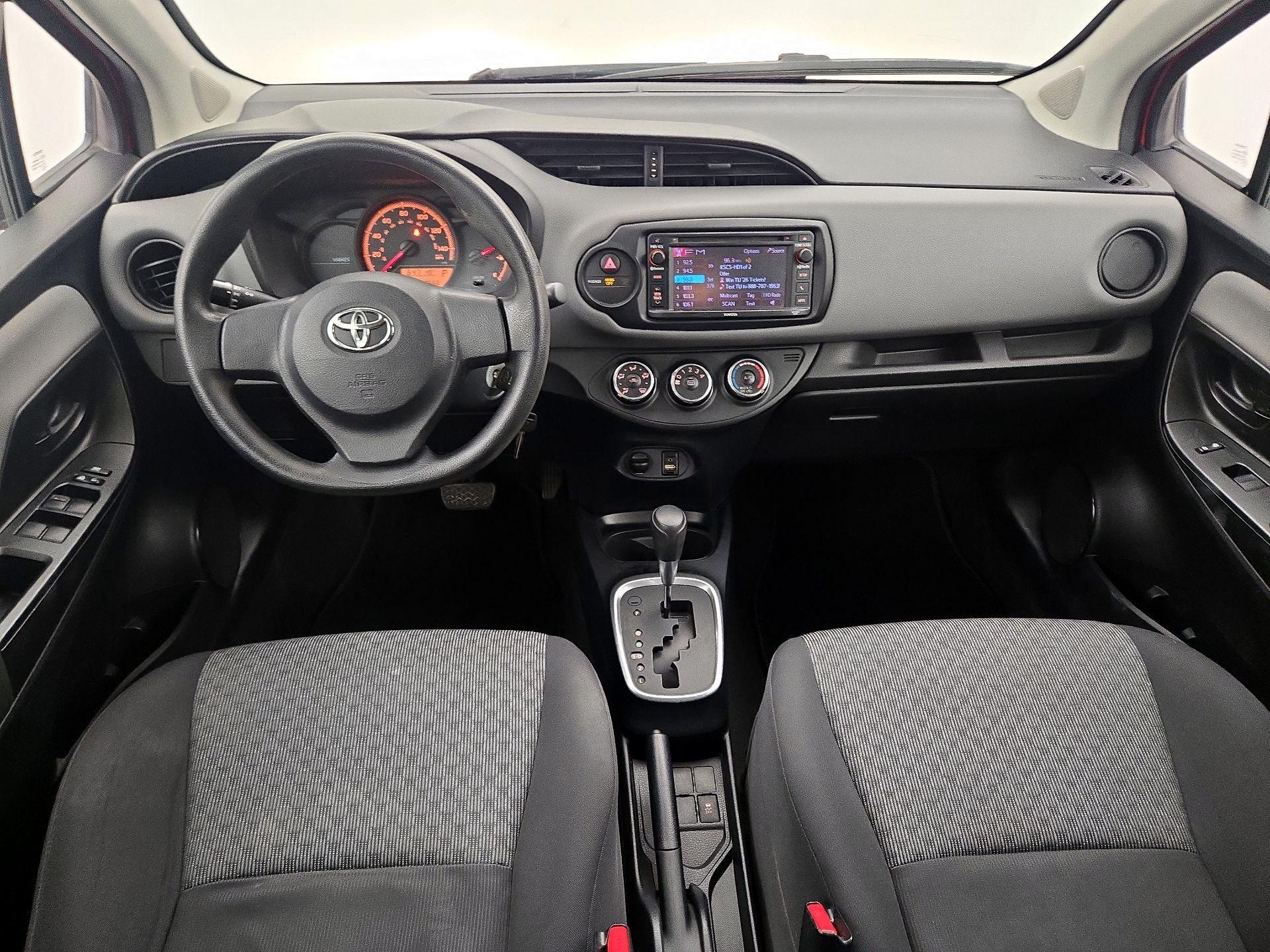 Thumbnail: 2015 Toyota Yaris - 9
