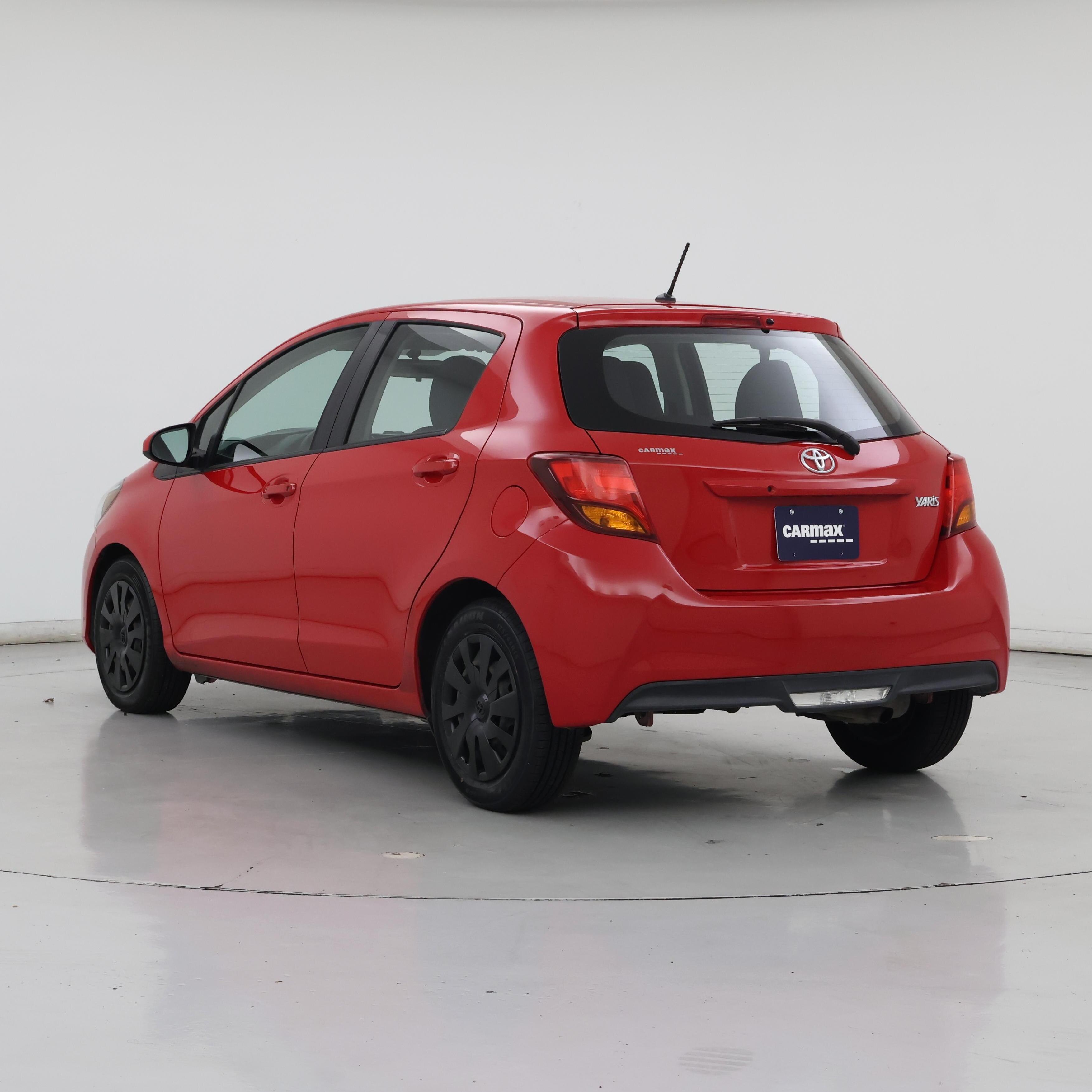 Thumbnail: 2015 Toyota Yaris - 2