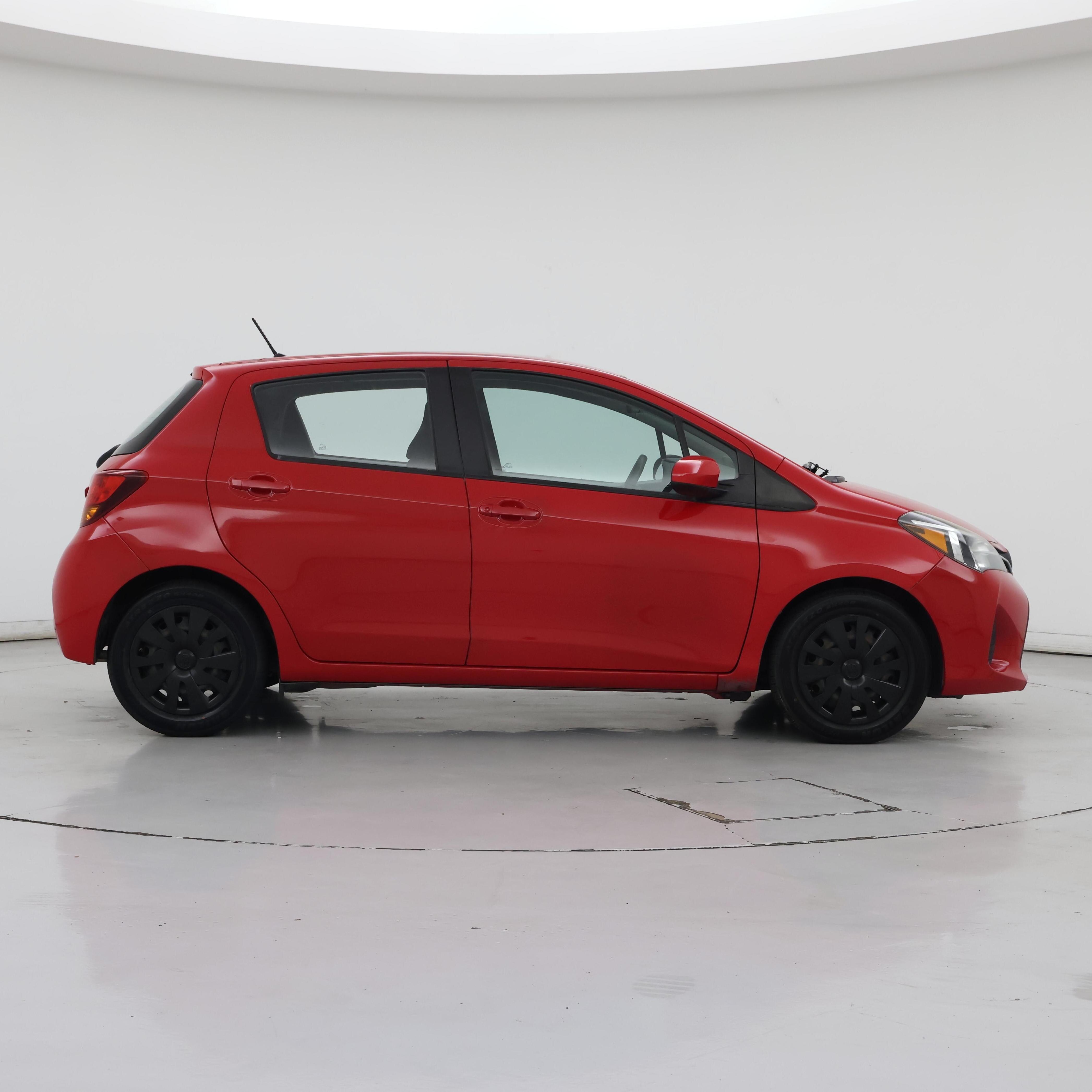 Thumbnail: 2015 Toyota Yaris - 7