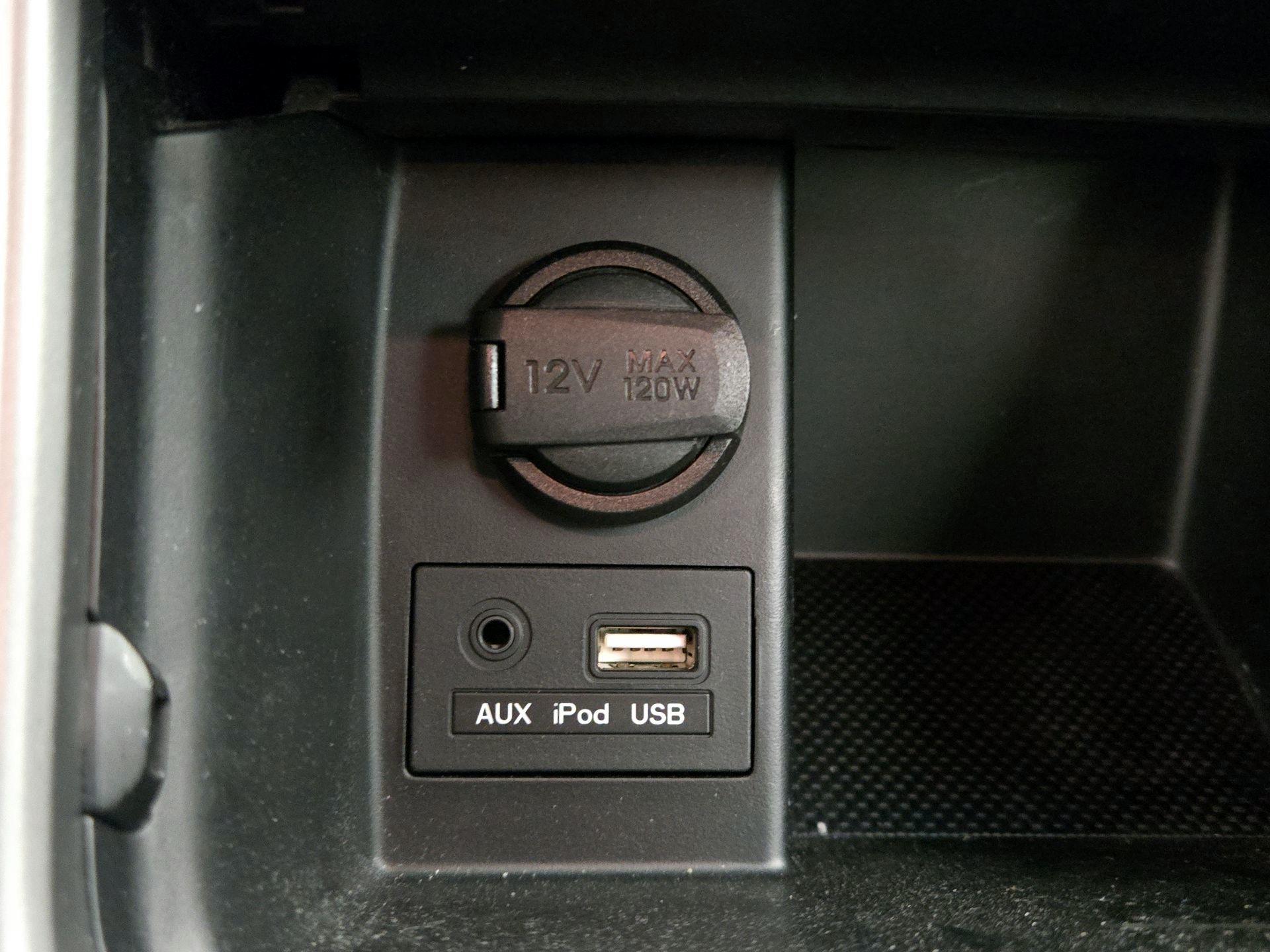 Thumbnail: 2014 Hyundai Elantra - 18