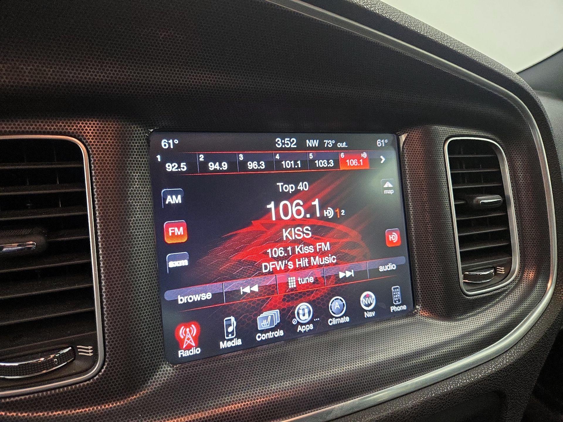 Thumbnail: 2016 Dodge Charger - 16