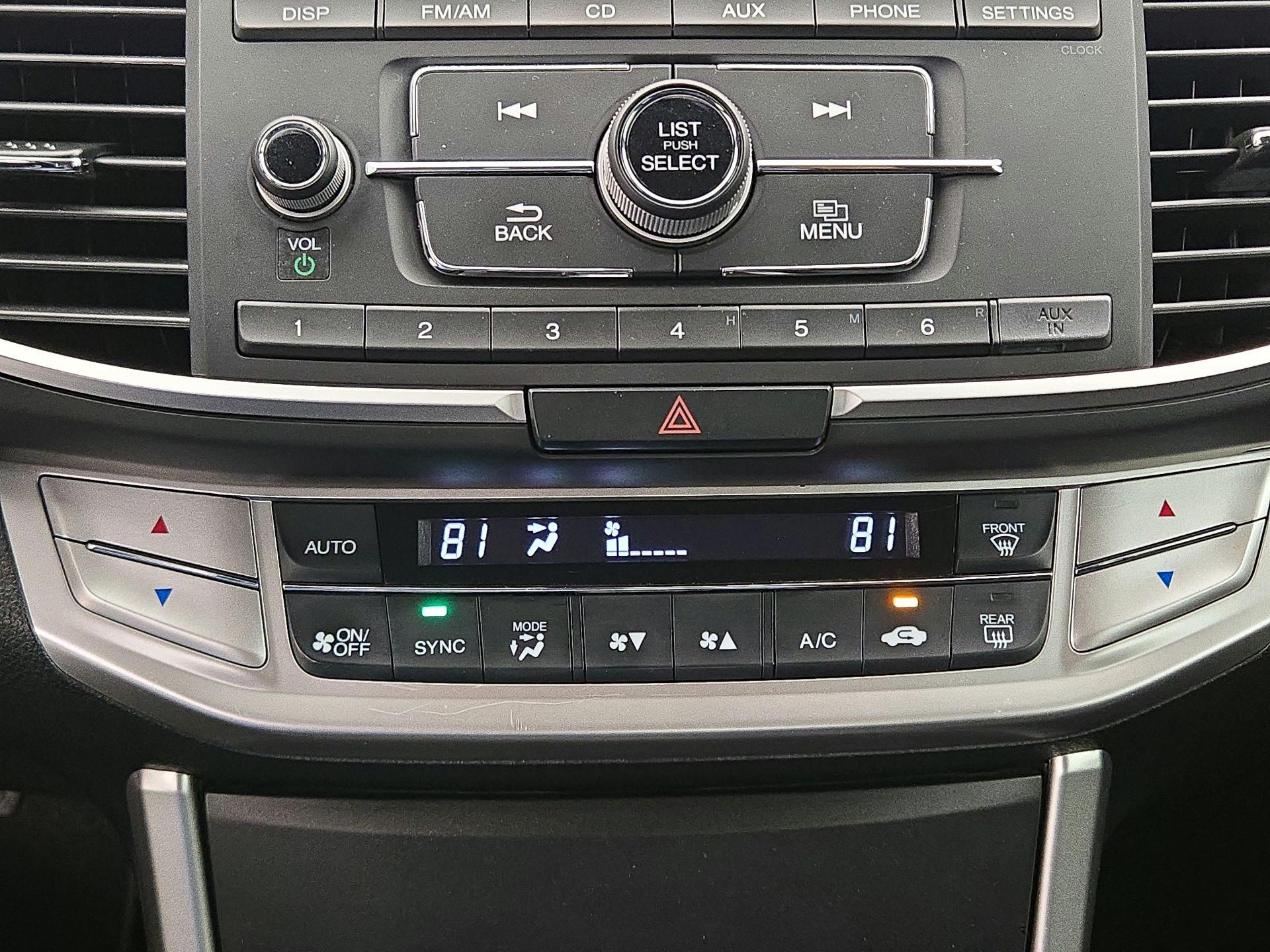 Thumbnail: 2015 Honda Accord - 16