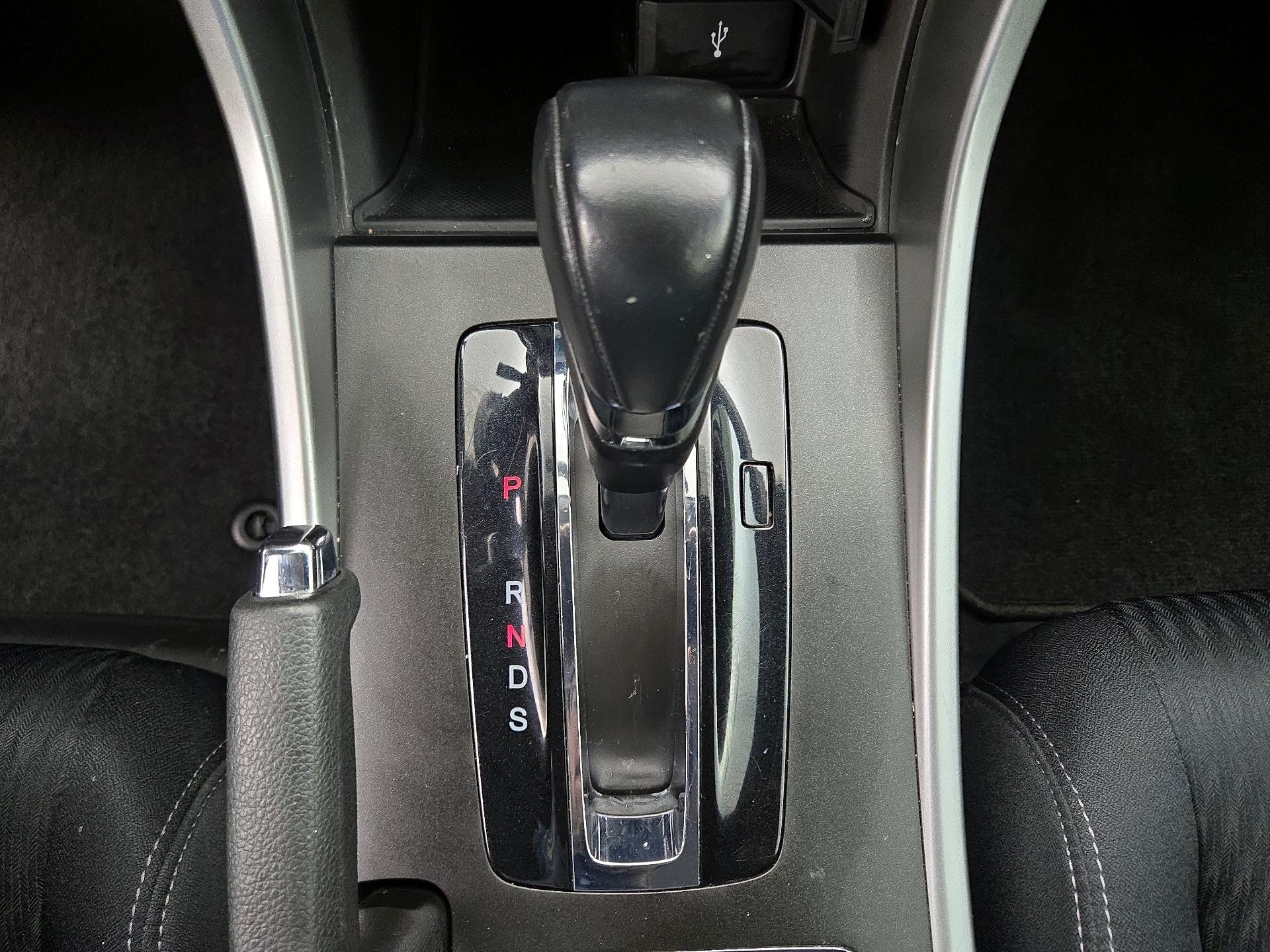 Thumbnail: 2015 Honda Accord - 17