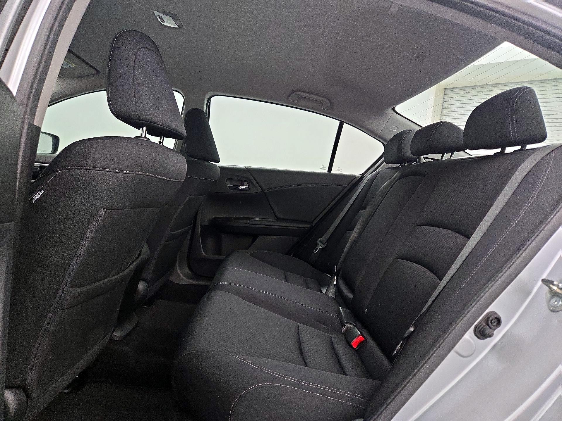 Thumbnail: 2015 Honda Accord - 19