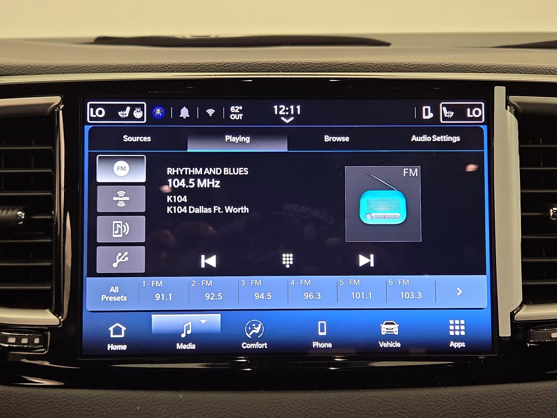 Thumbnail: 2025 Chrysler Pacifica - 15