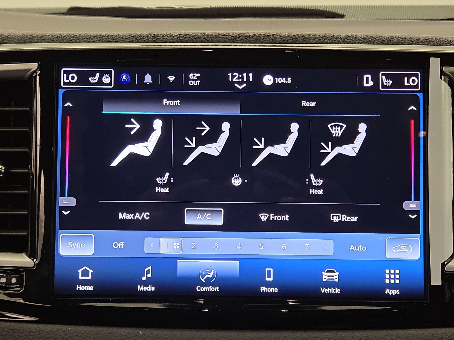 Thumbnail: 2025 Chrysler Pacifica - 16