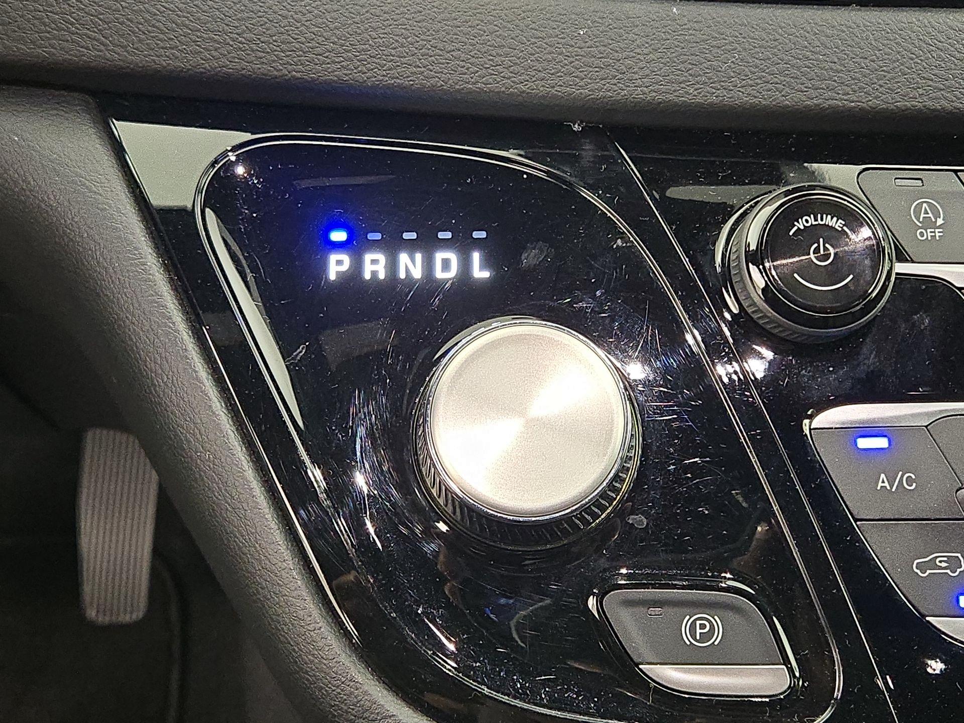 Thumbnail: 2025 Chrysler Pacifica - 17