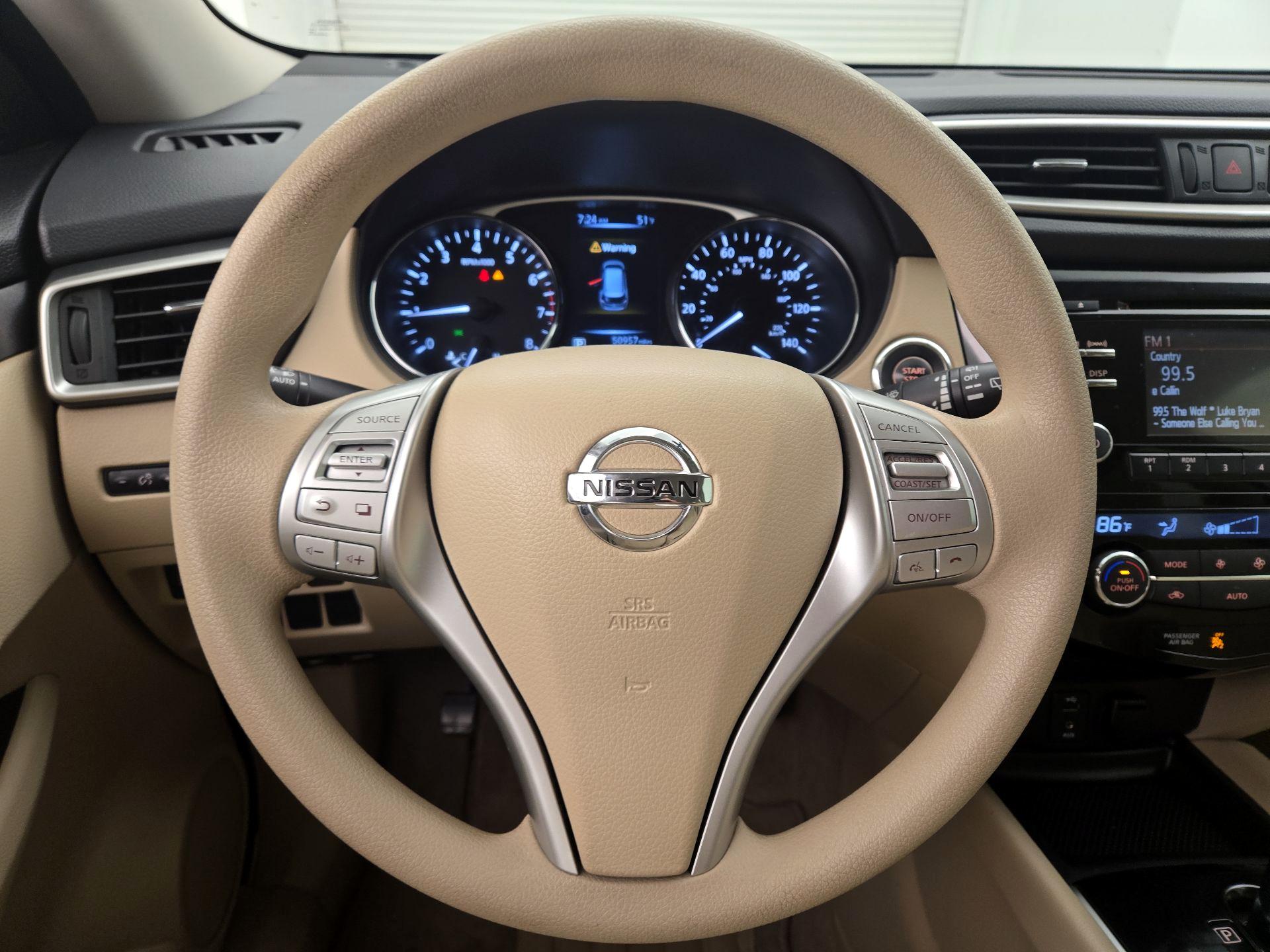 Thumbnail: 2014 Nissan Rogue - 10