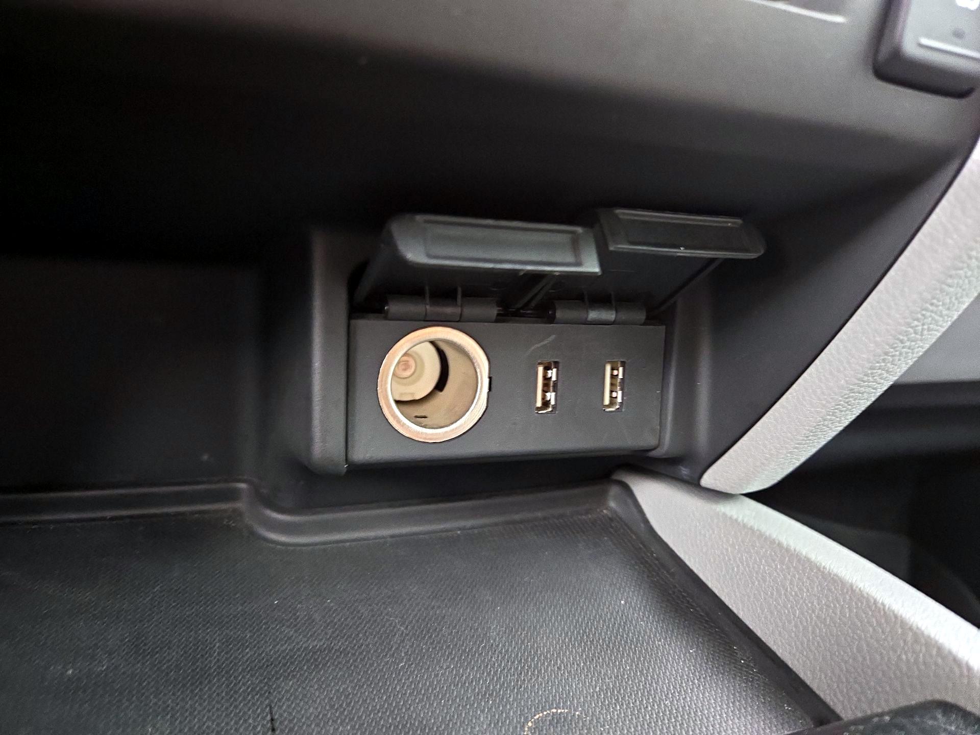 Thumbnail: 2016 Honda Pilot - 19