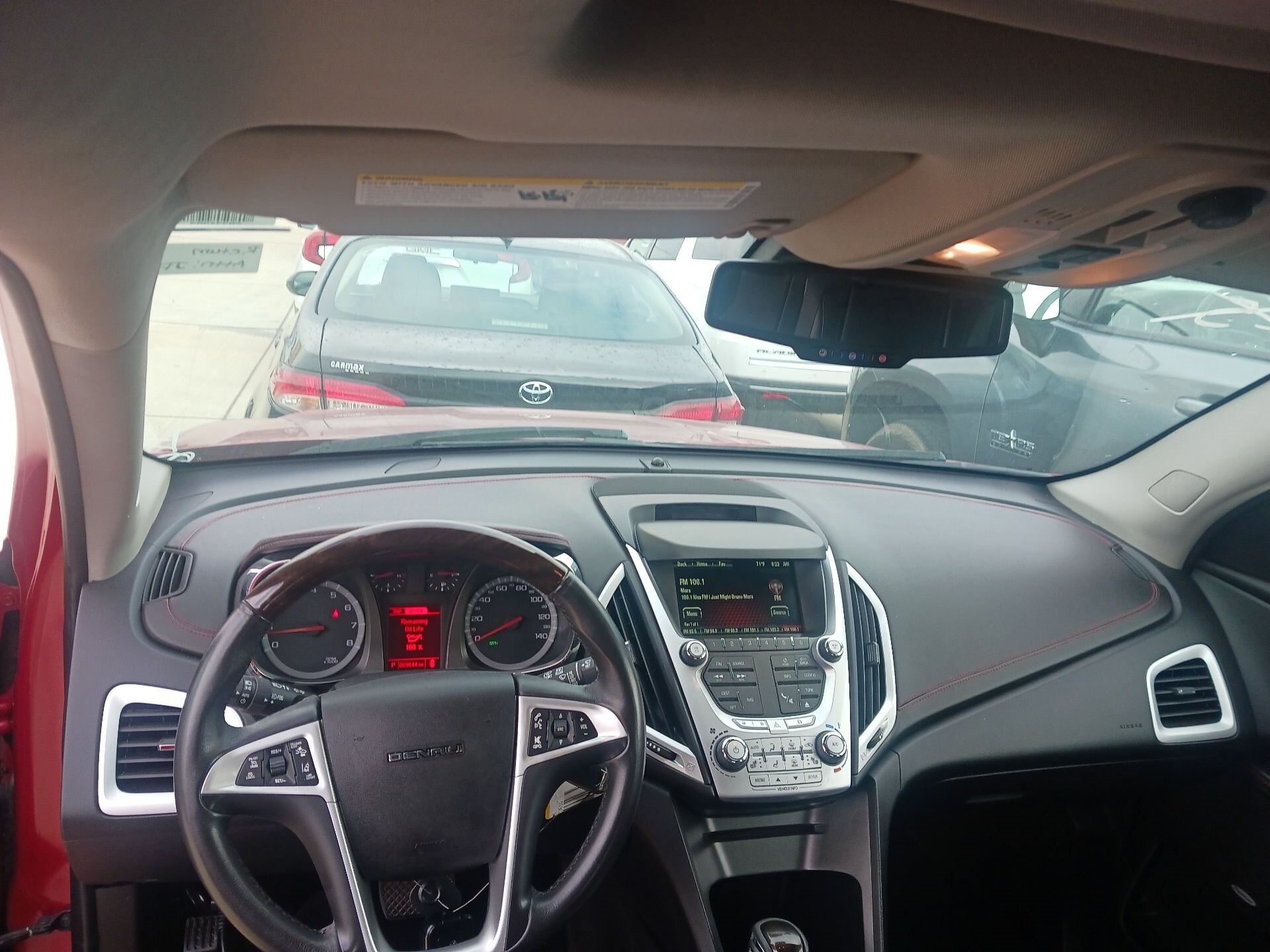 Thumbnail: 2015 GMC Terrain - 11