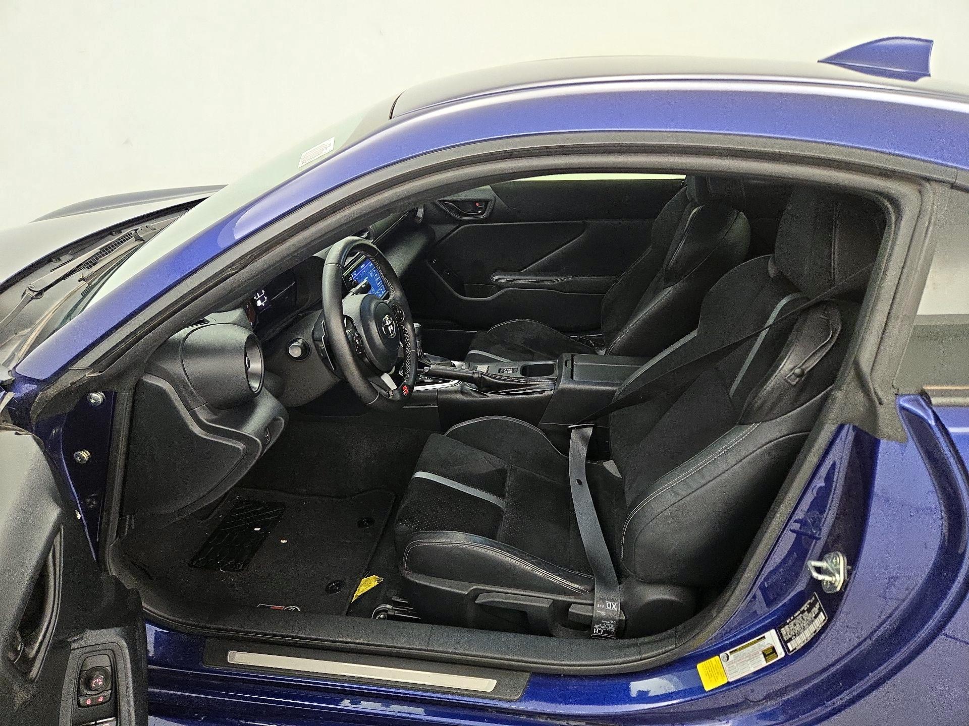 Thumbnail: 2022 Toyota GR86 - 11