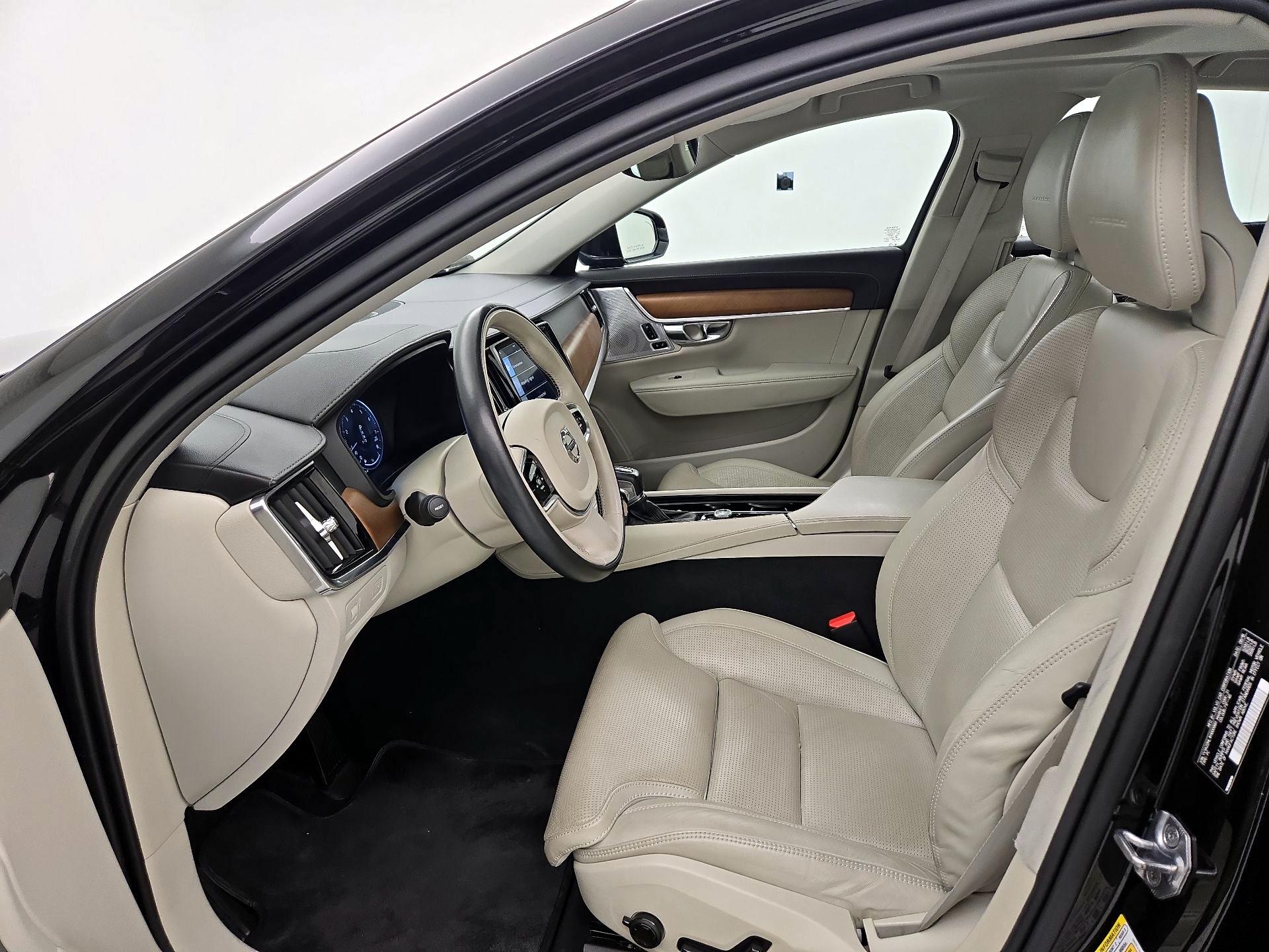 Thumbnail: 2017 Volvo S90 - 11