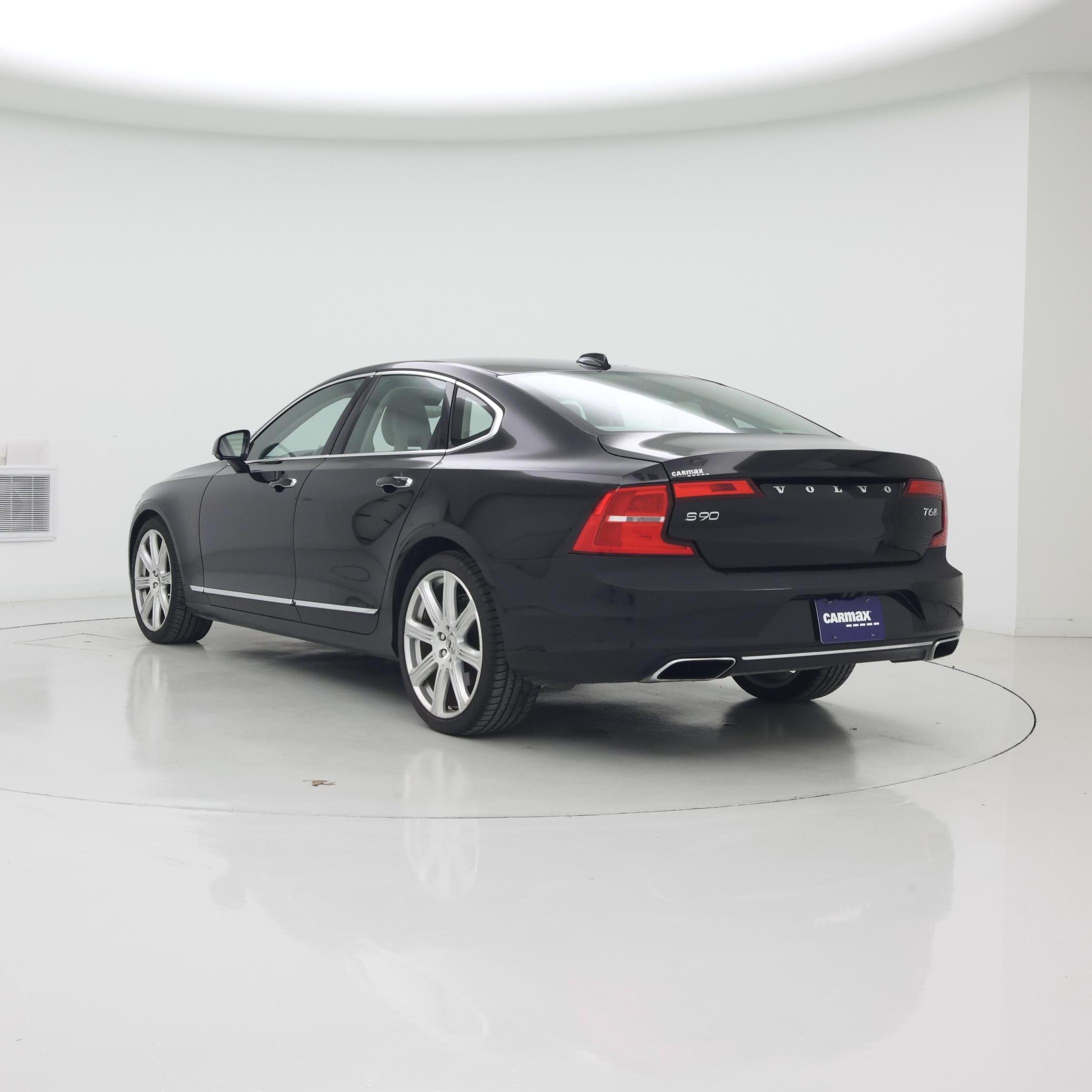 Thumbnail: 2017 Volvo S90 - 2