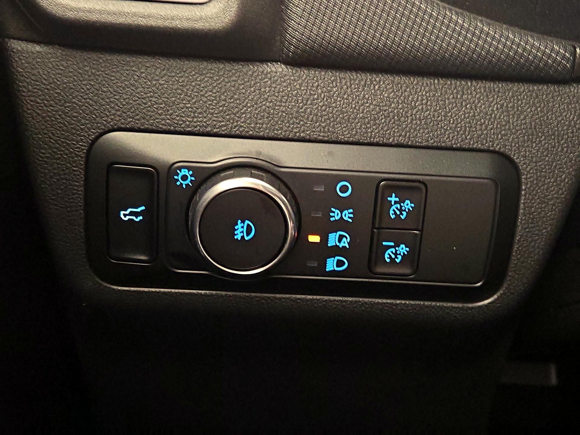 Thumbnail: 2025 Ford Bronco Sport - 13