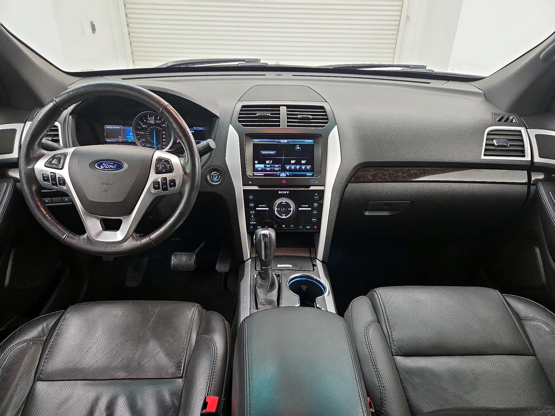 Thumbnail: 2014 Ford Explorer - 9
