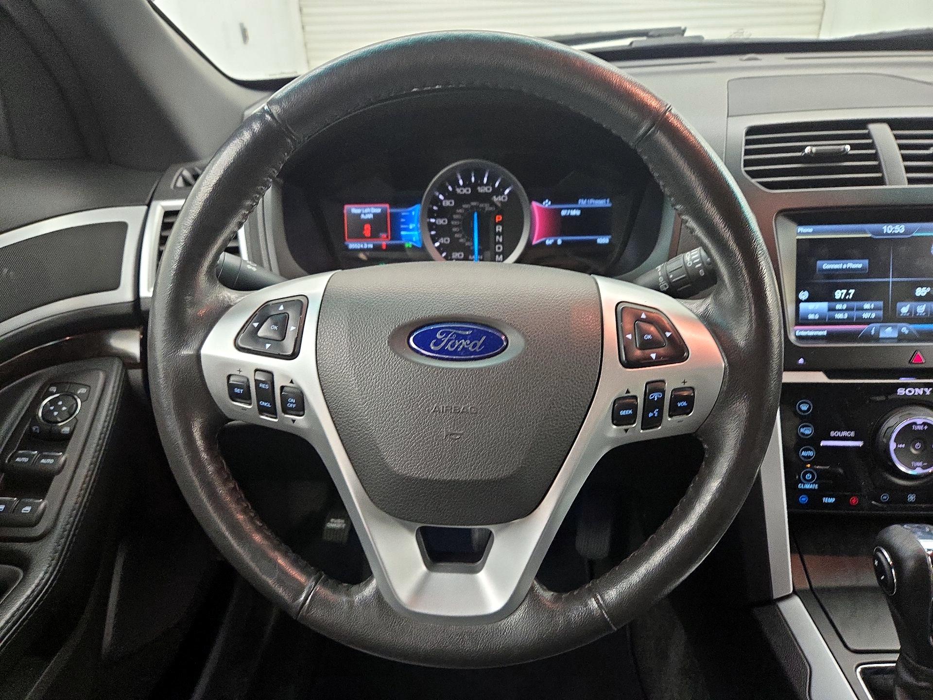 Thumbnail: 2014 Ford Explorer - 10