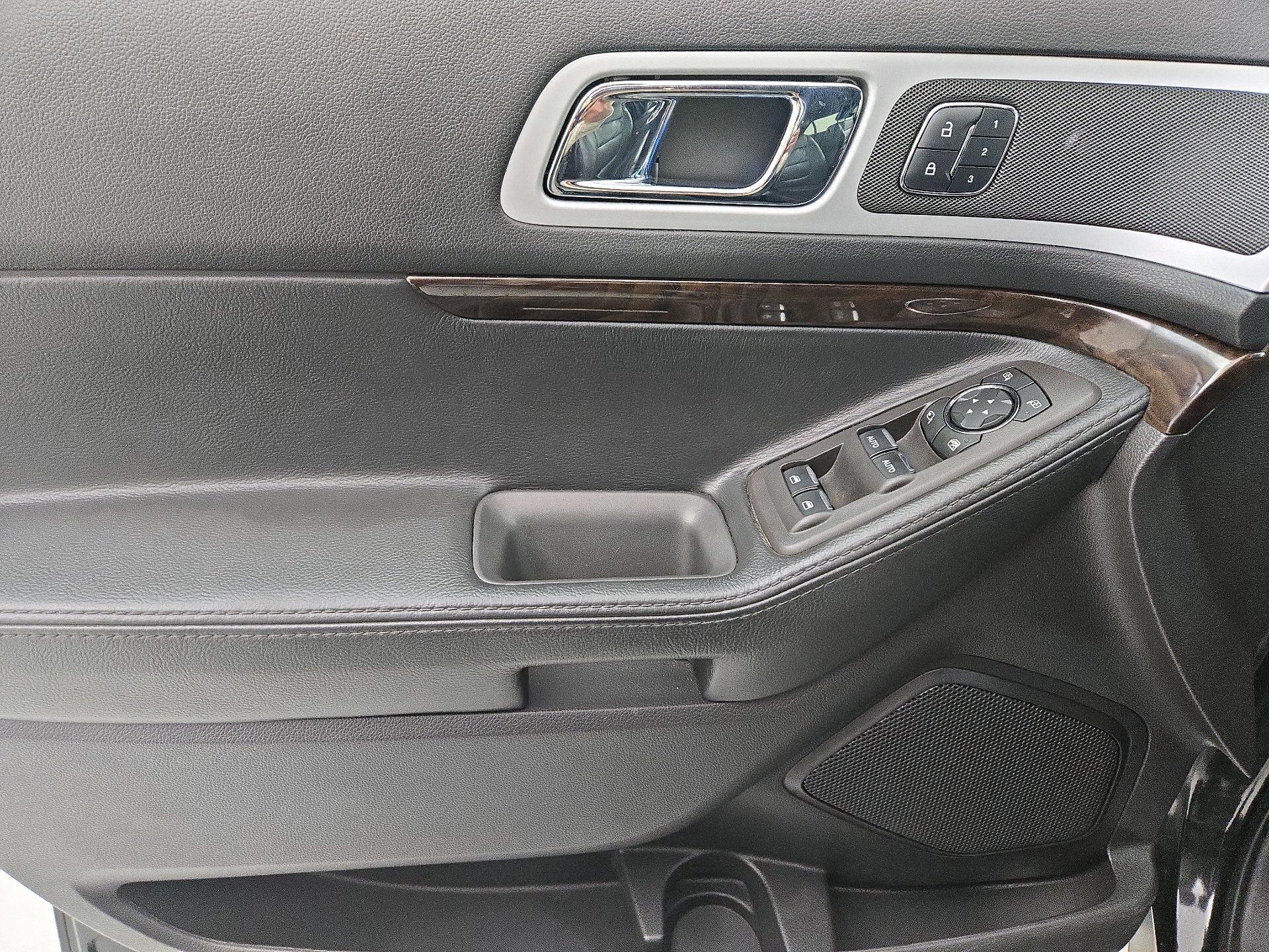 Thumbnail: 2014 Ford Explorer - 12
