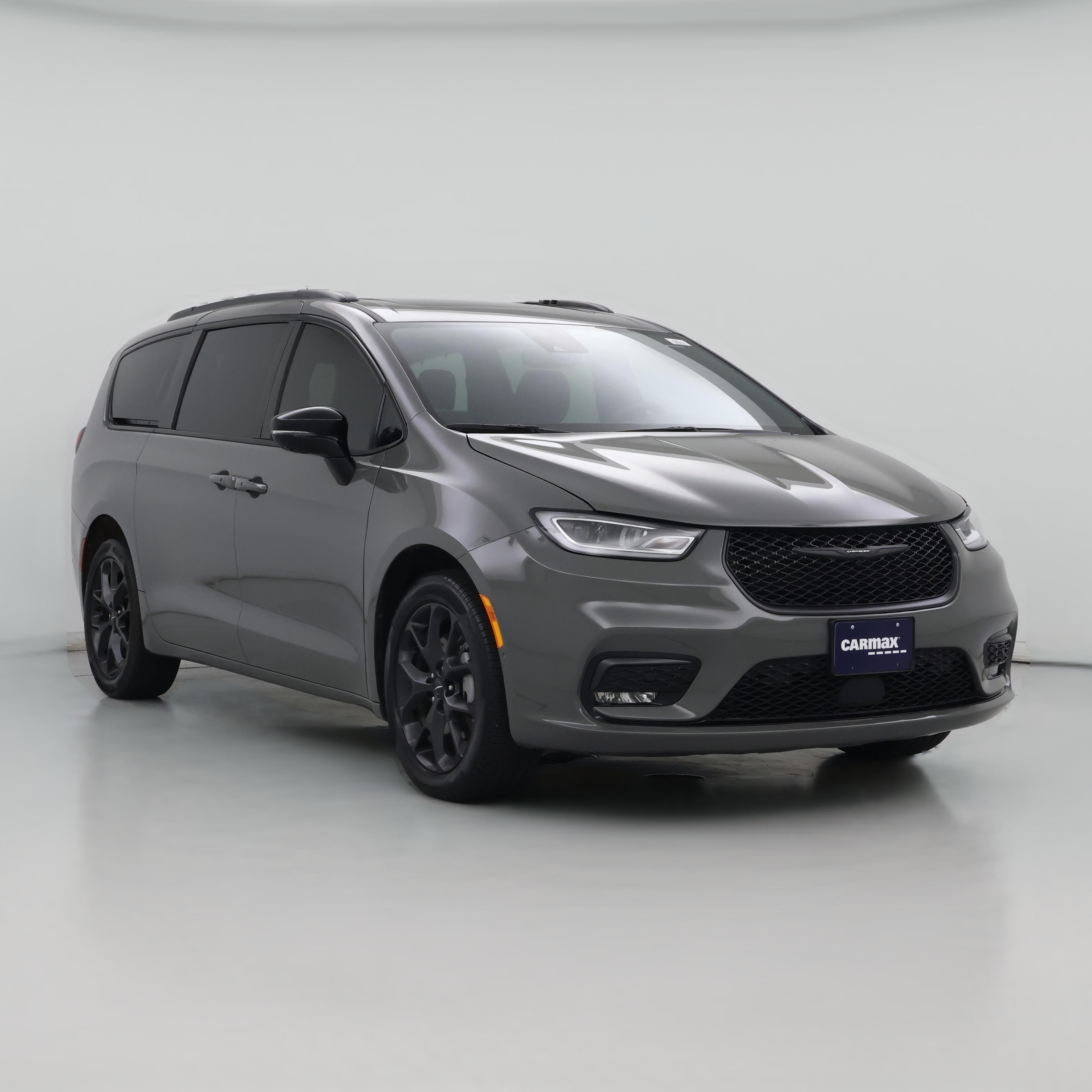 Thumbnail: 2023 Chrysler Pacifica - 1