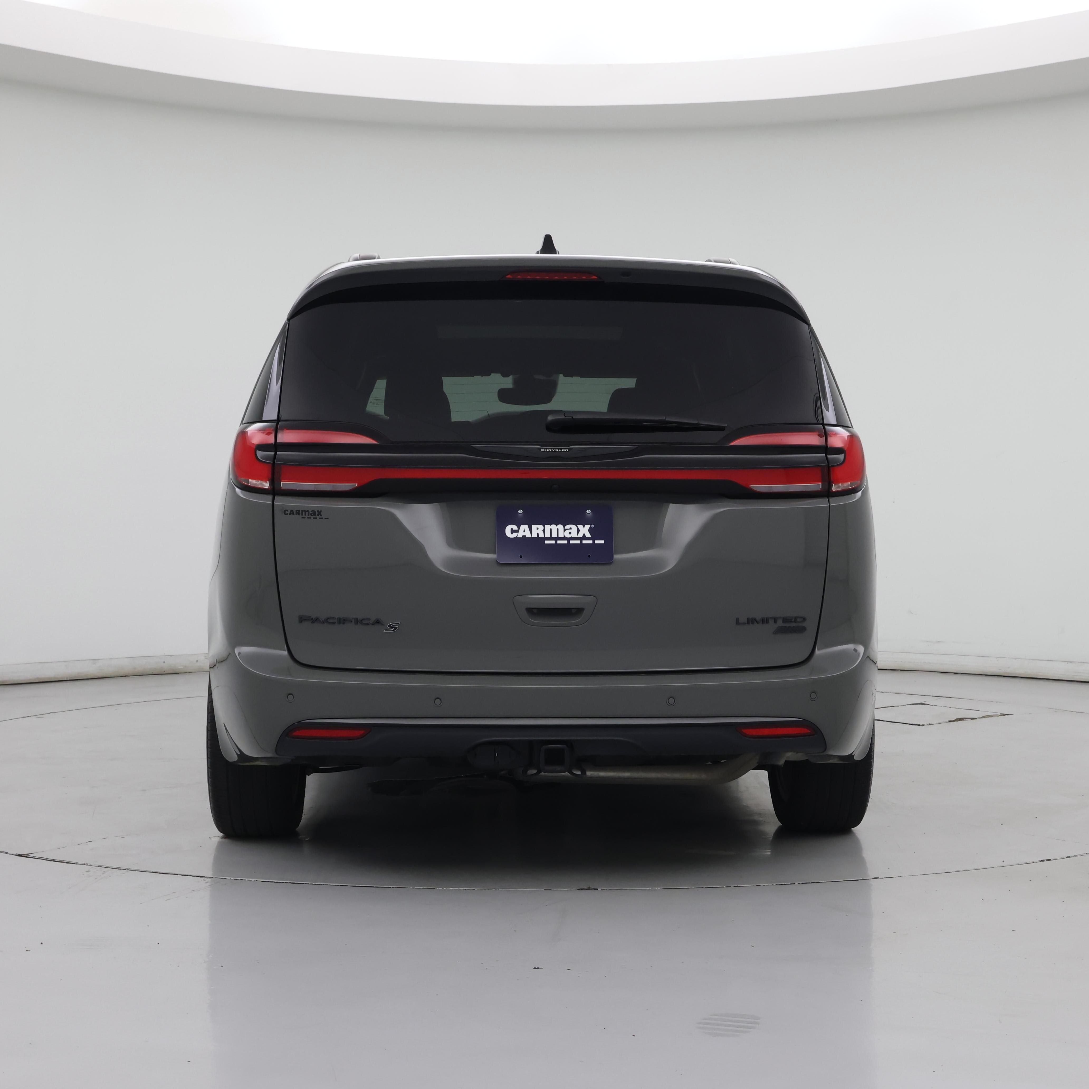 Thumbnail: 2023 Chrysler Pacifica - 6