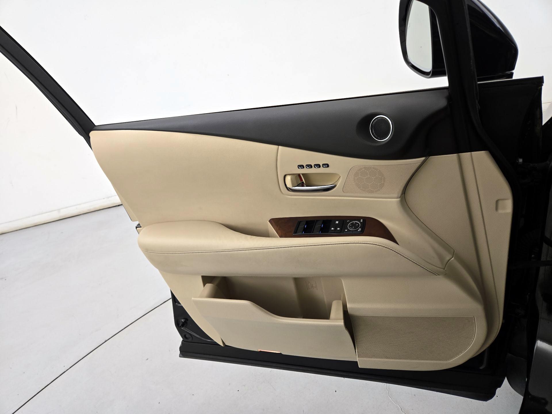 Thumbnail: 2014 Lexus RX - 12