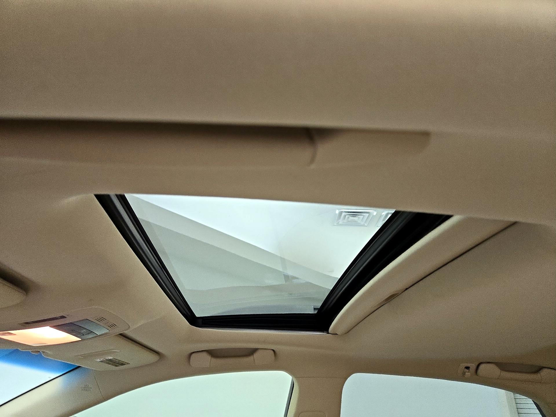 Thumbnail: 2014 Lexus RX - 20