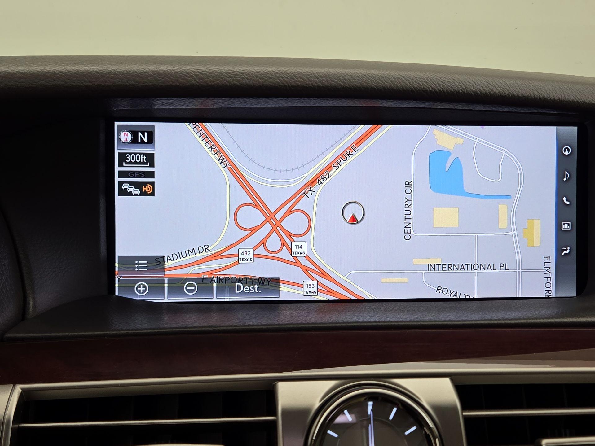 Thumbnail: 2016 Lexus LS - 14