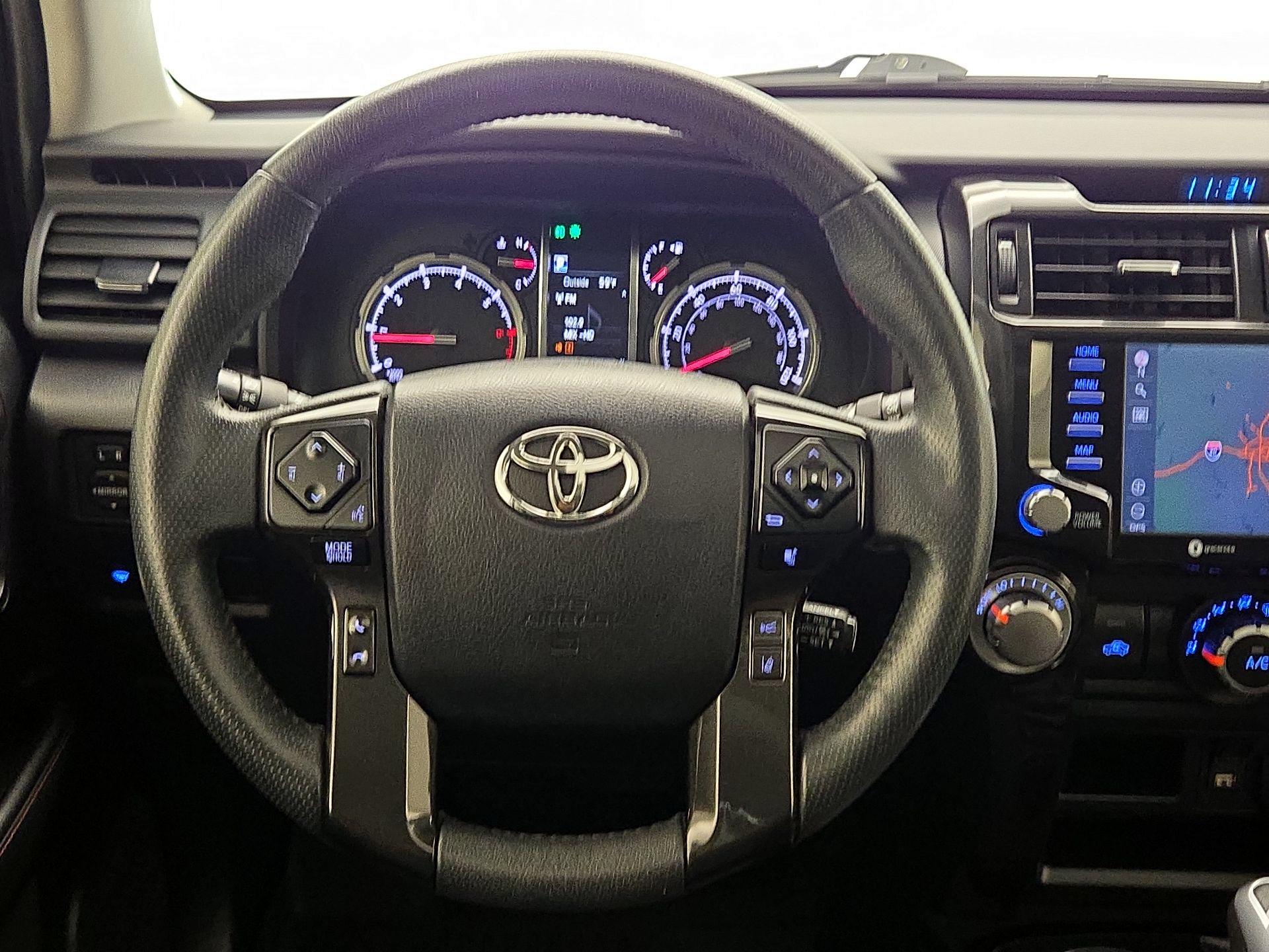 Thumbnail: 2021 Toyota 4Runner - 10