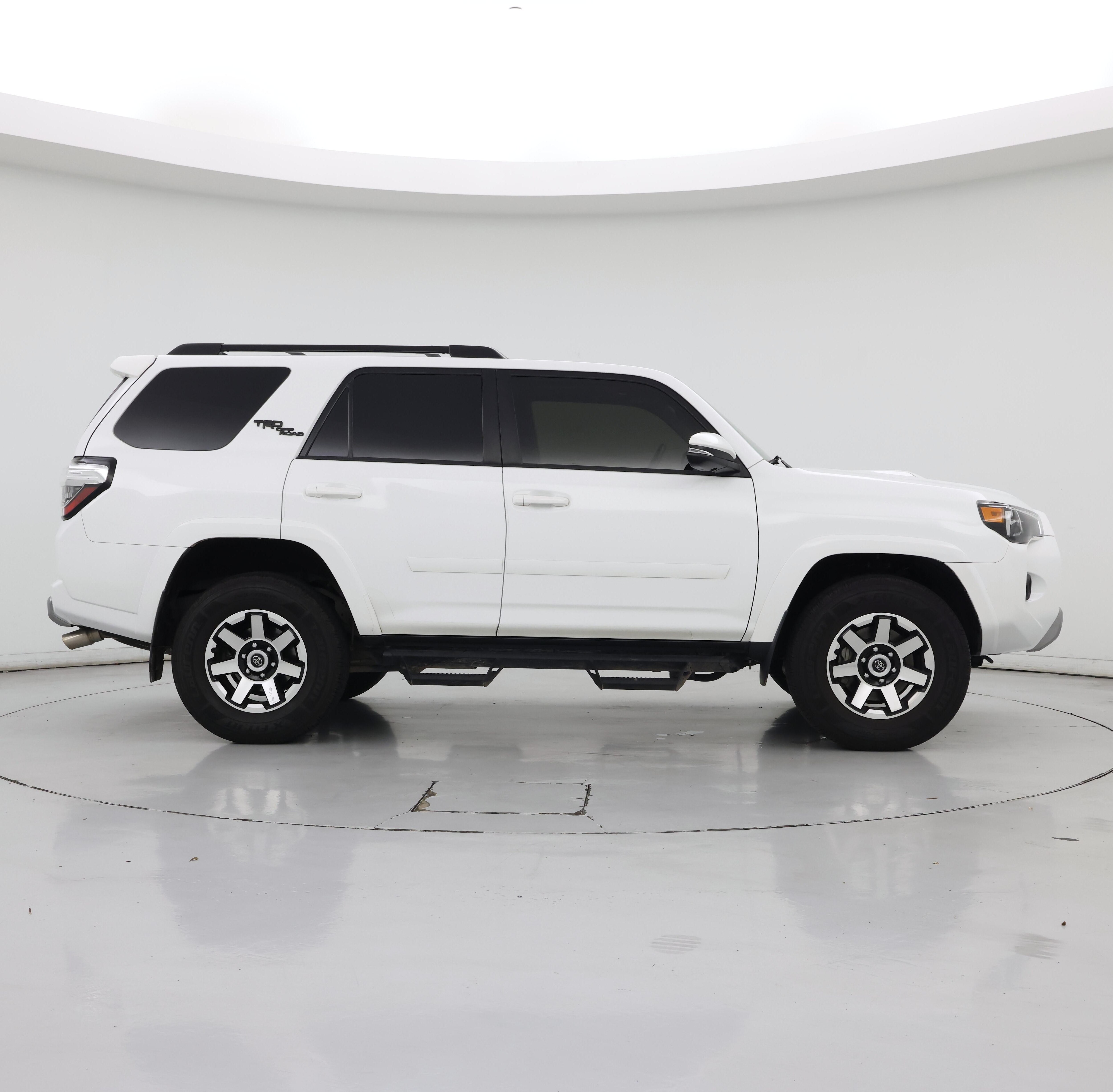 Thumbnail: 2021 Toyota 4Runner - 7