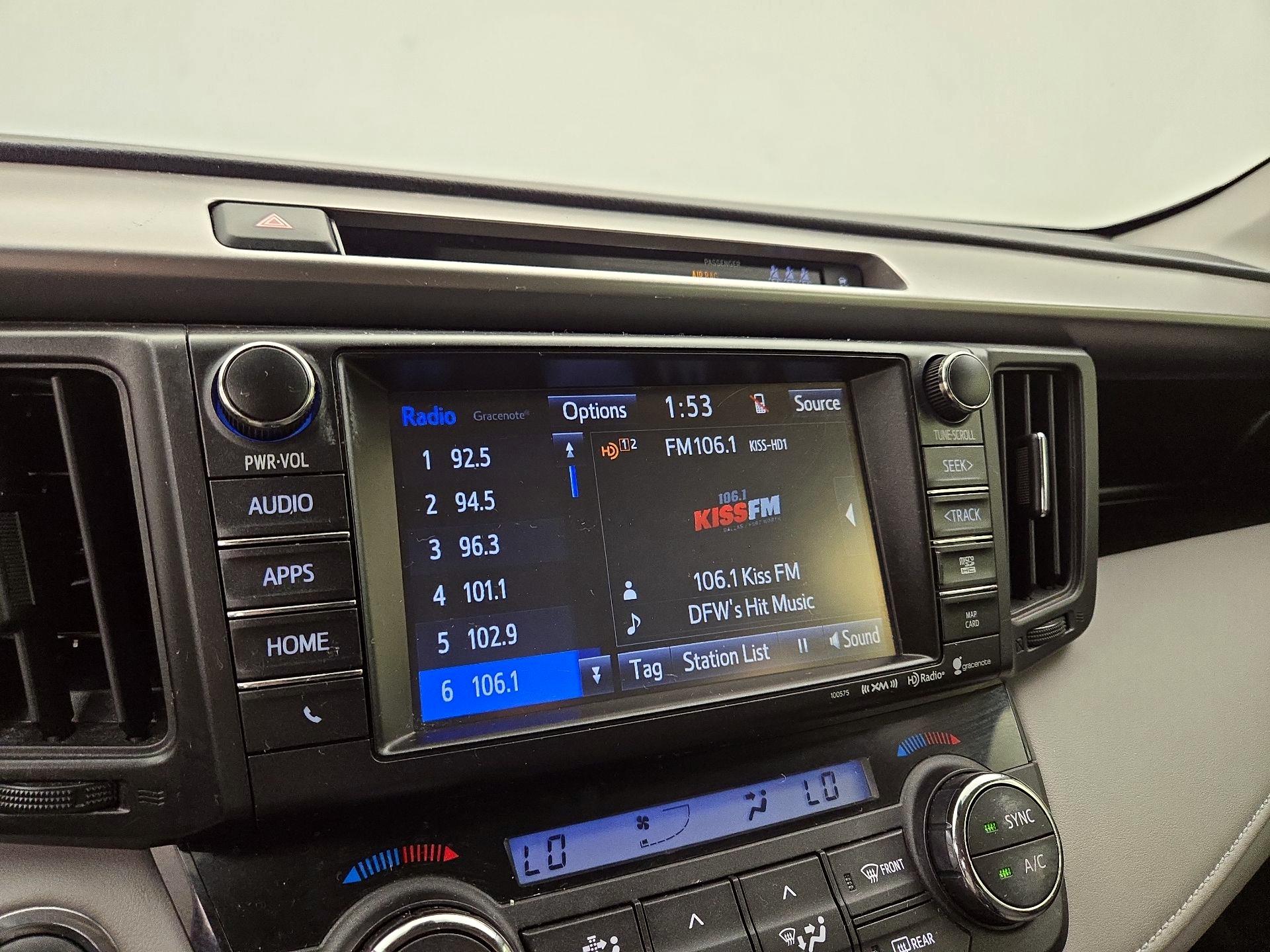 Thumbnail: 2018 Toyota RAV4 - 16