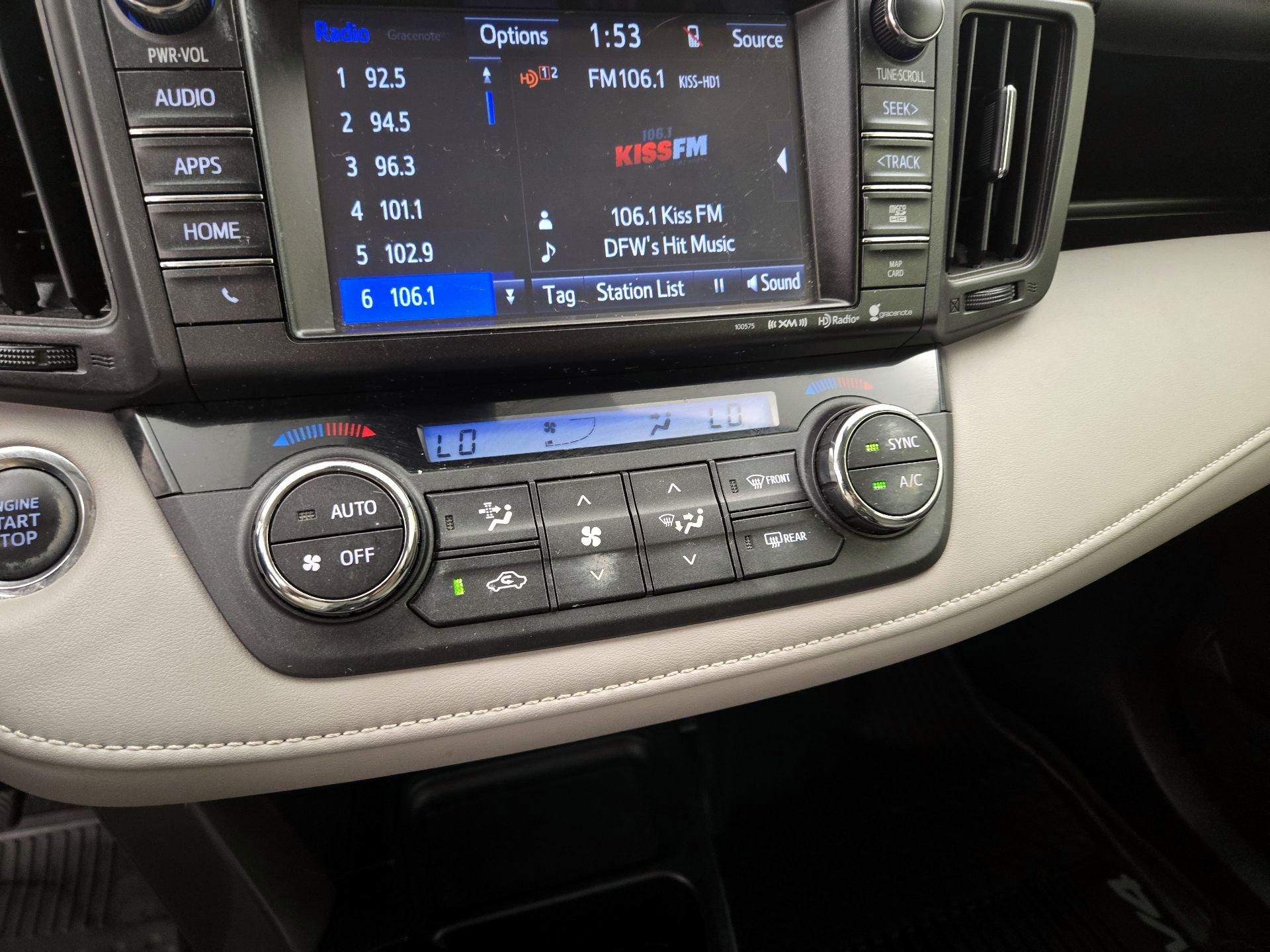 Thumbnail: 2018 Toyota RAV4 - 17