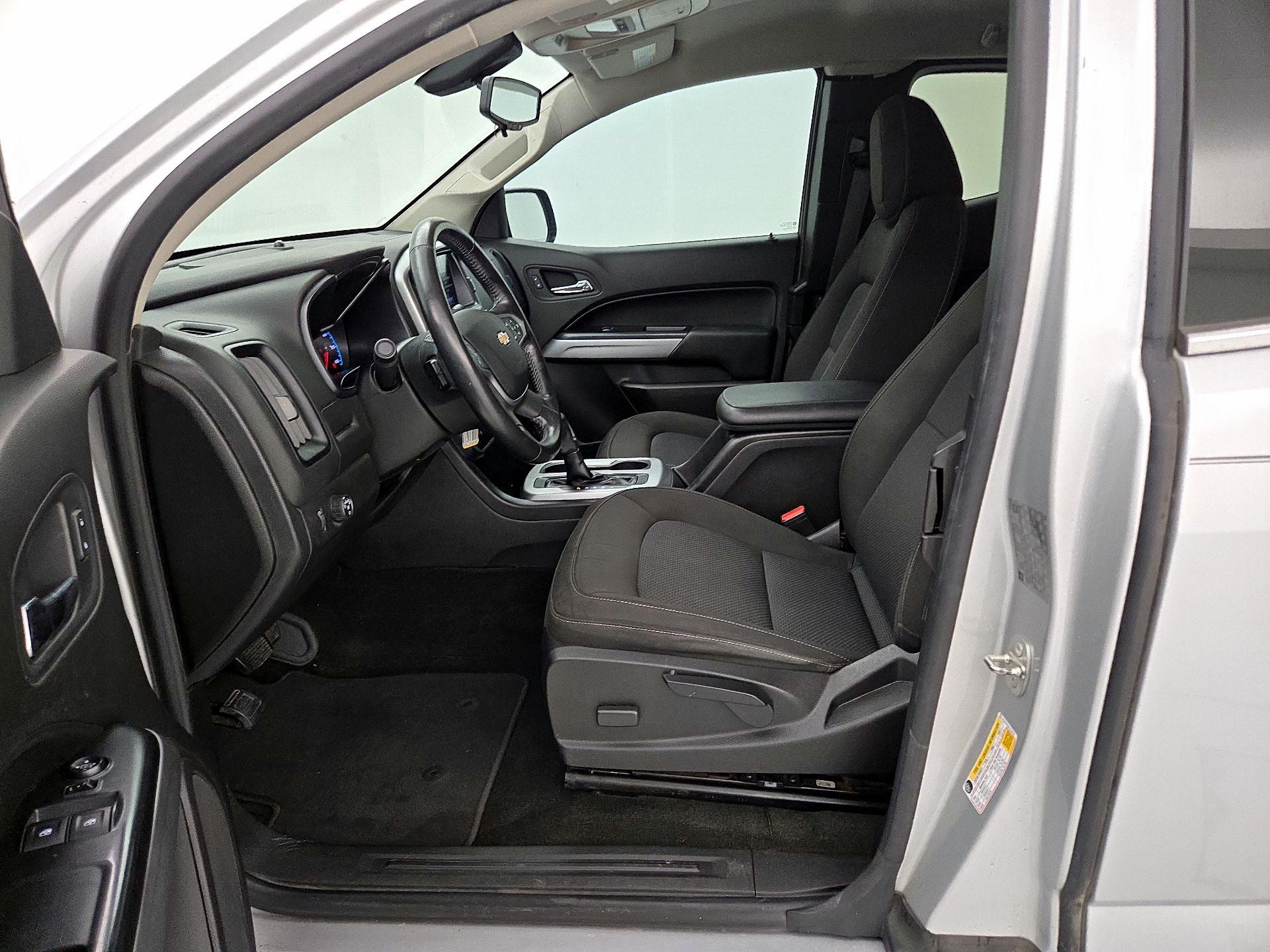 Thumbnail: 2018 Chevrolet Colorado - 11