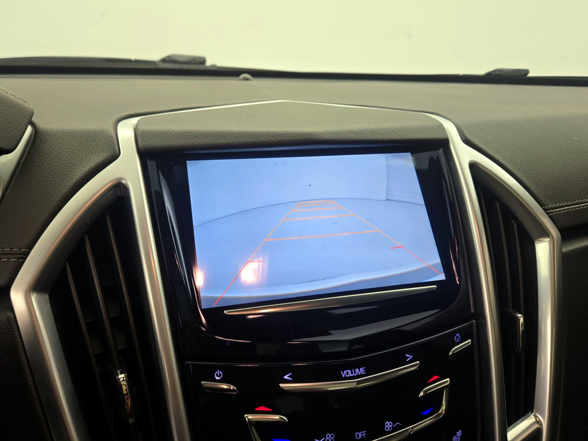 Thumbnail: 2016 Cadillac SRX - 15