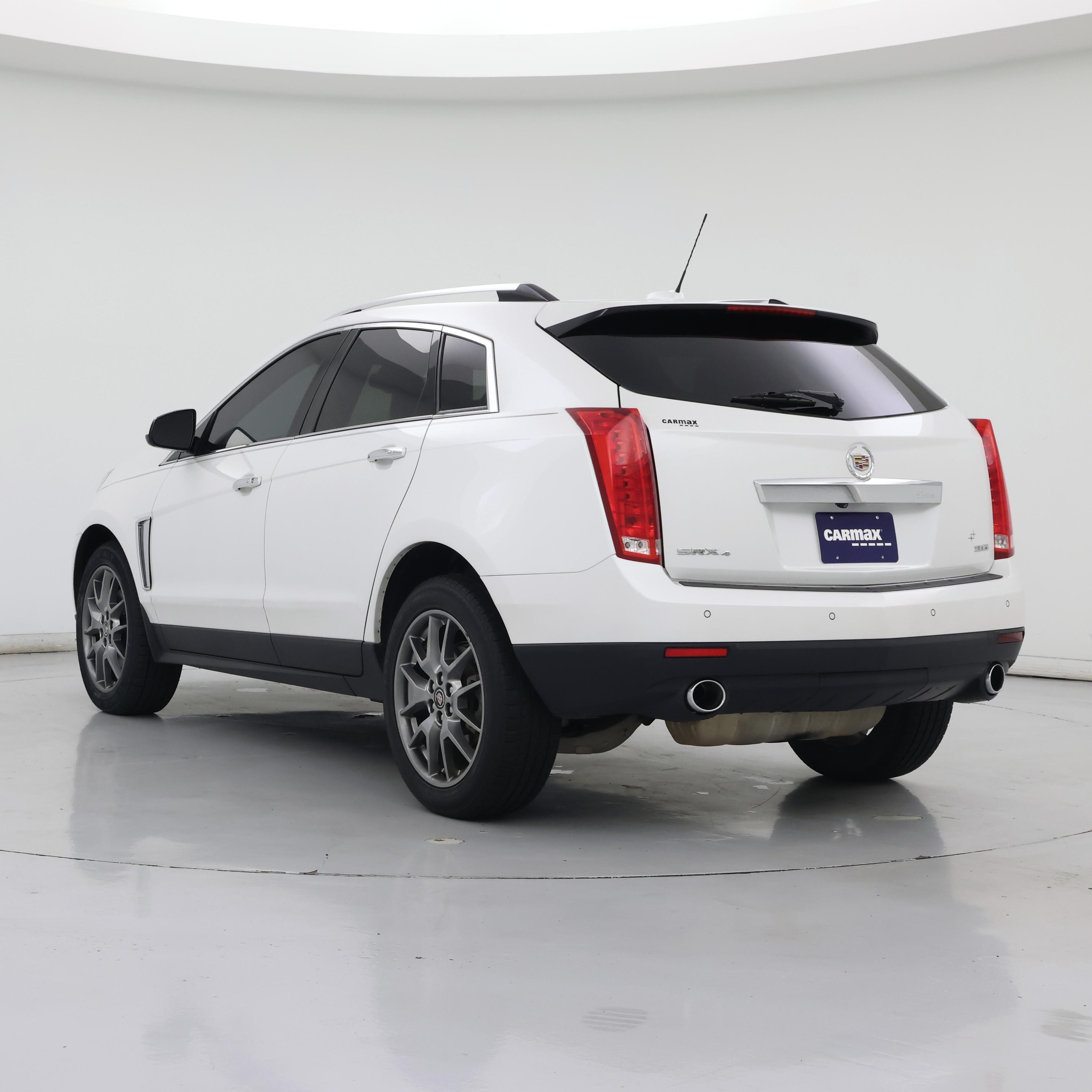 Thumbnail: 2016 Cadillac SRX - 2