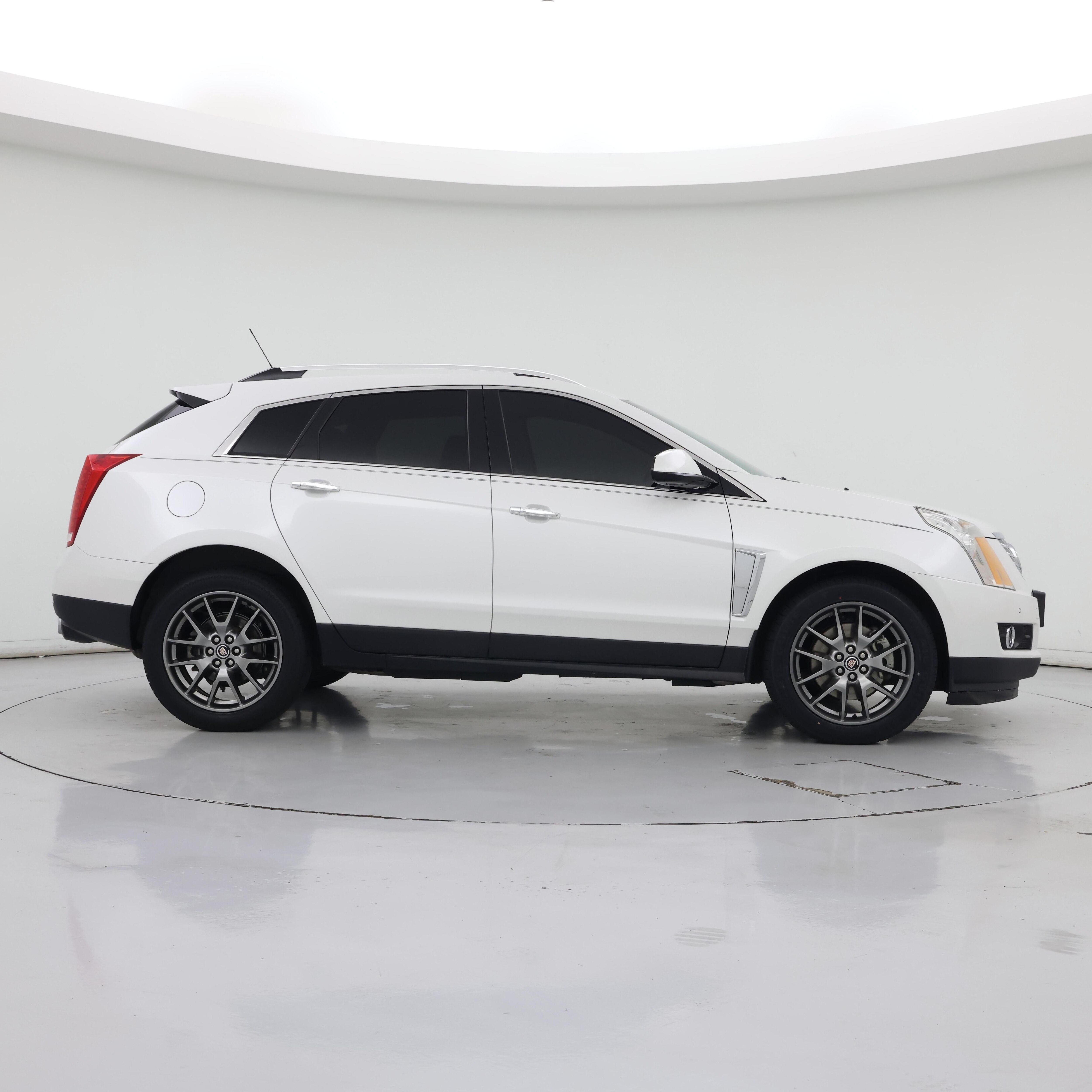 Thumbnail: 2016 Cadillac SRX - 7
